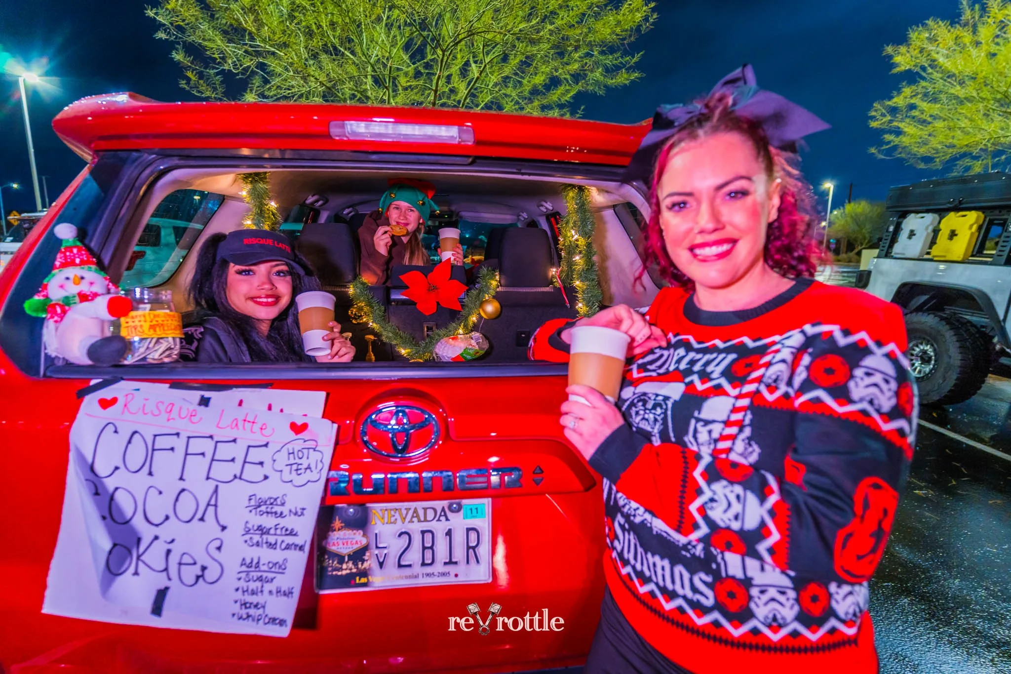 2025-12-24-Christmas-Eve-Light-Drive-Las-Vegas-Desert-Wrangler-Jeep-Club-reVrottle-Vik-Chohan-Photography-Social-Media-008.jpg