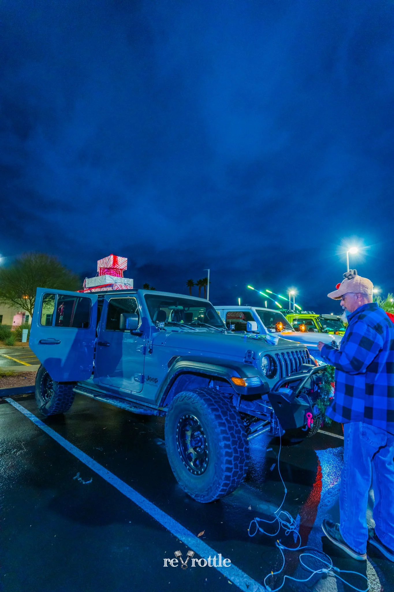 2025-12-24-Christmas-Eve-Light-Drive-Las-Vegas-Desert-Wrangler-Jeep-Club-reVrottle-Vik-Chohan-Photography-Social-Media-019.jpg