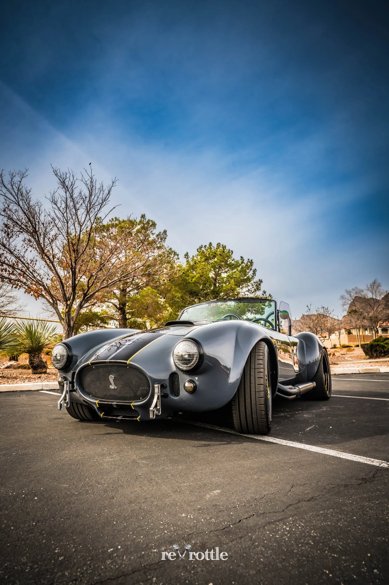 2026-01-21-For-Sale-1965-AC-Cobra-Roadster-Replica-Car-Photography-reVrottle-Vik-Chohan-Photography-Social-Media-002.jpg