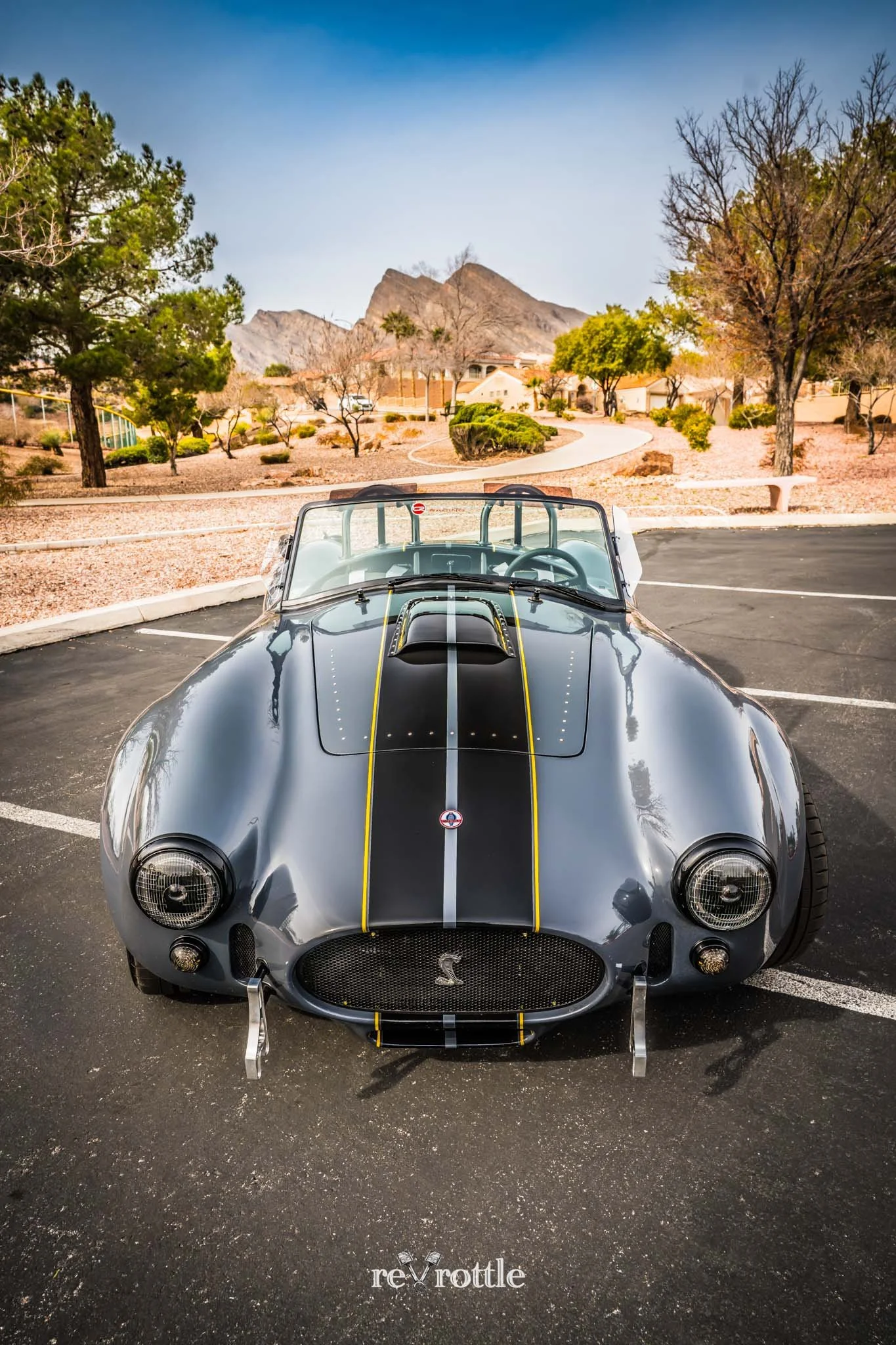 2026-01-21-For-Sale-1965-AC-Cobra-Roadster-Replica-Car-Photography-reVrottle-Vik-Chohan-Photography-Social-Media-004.jpg