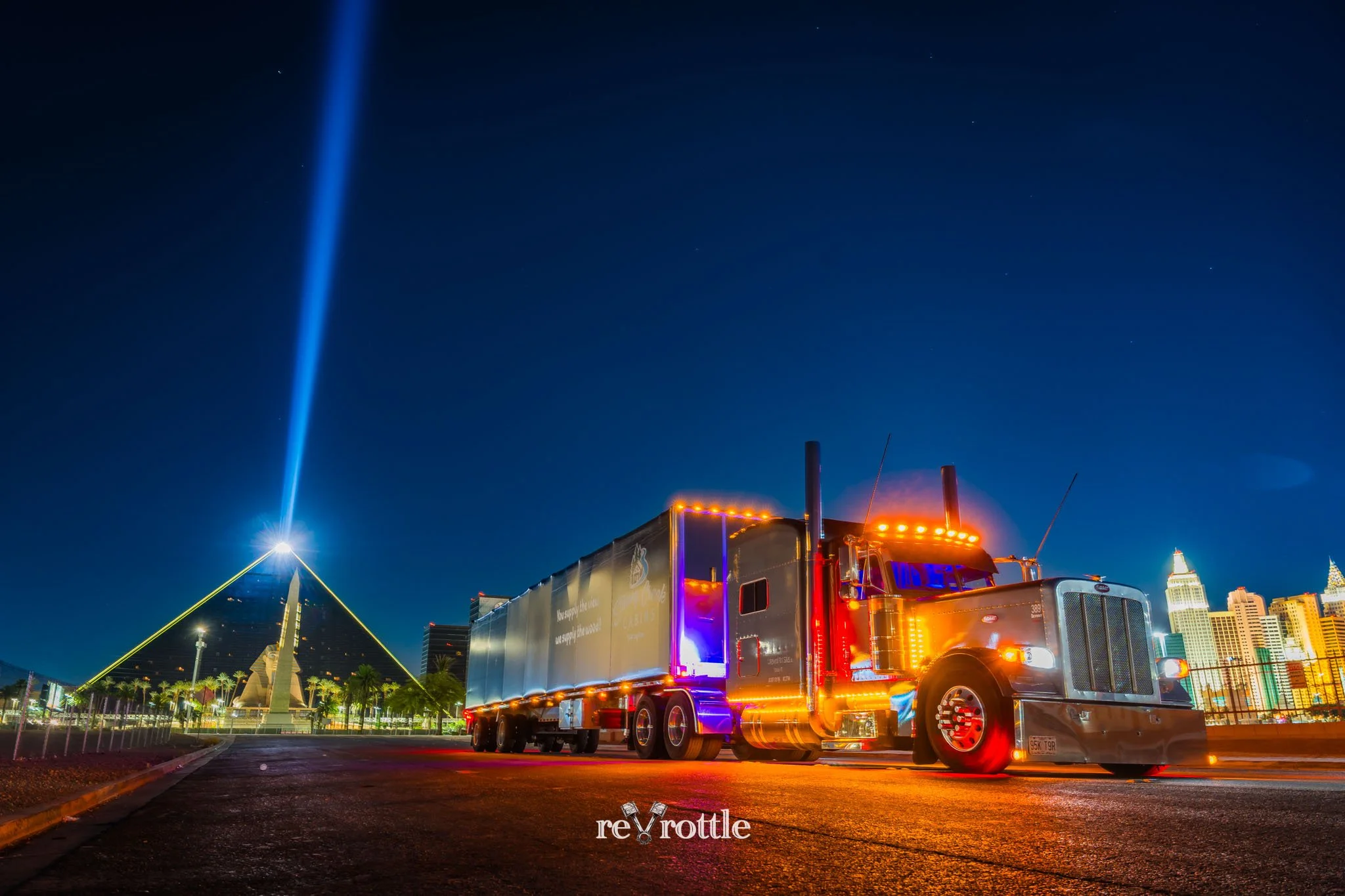 2026-06-12-Smoke-2014-Peterbilt-389-in-Las-Vegas-reVrottle-Vik-Chohan-Photography-Social-Media-015.jpg