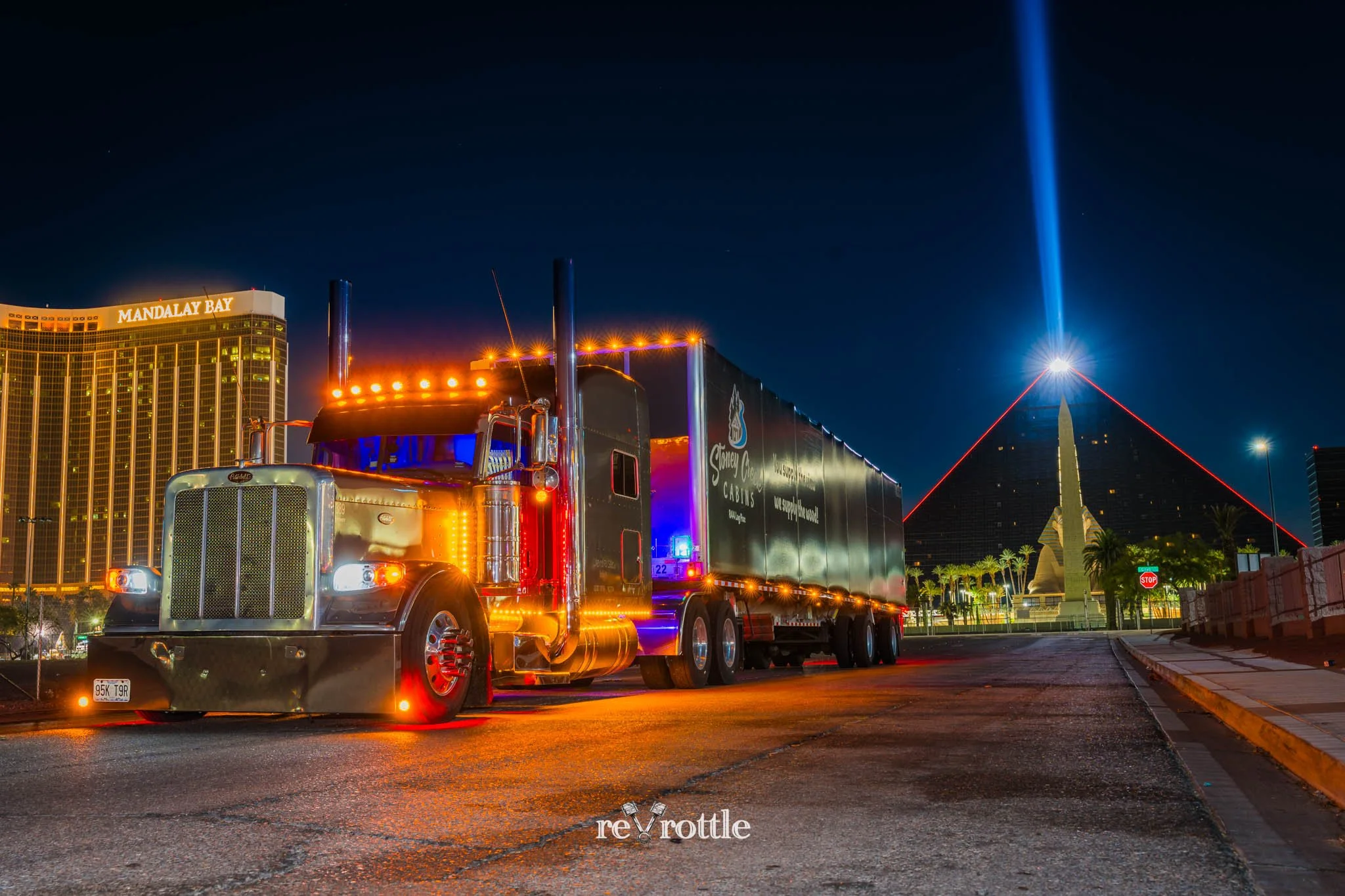 2026-06-12-Smoke-2014-Peterbilt-389-in-Las-Vegas-reVrottle-Vik-Chohan-Photography-Social-Media-020.jpg