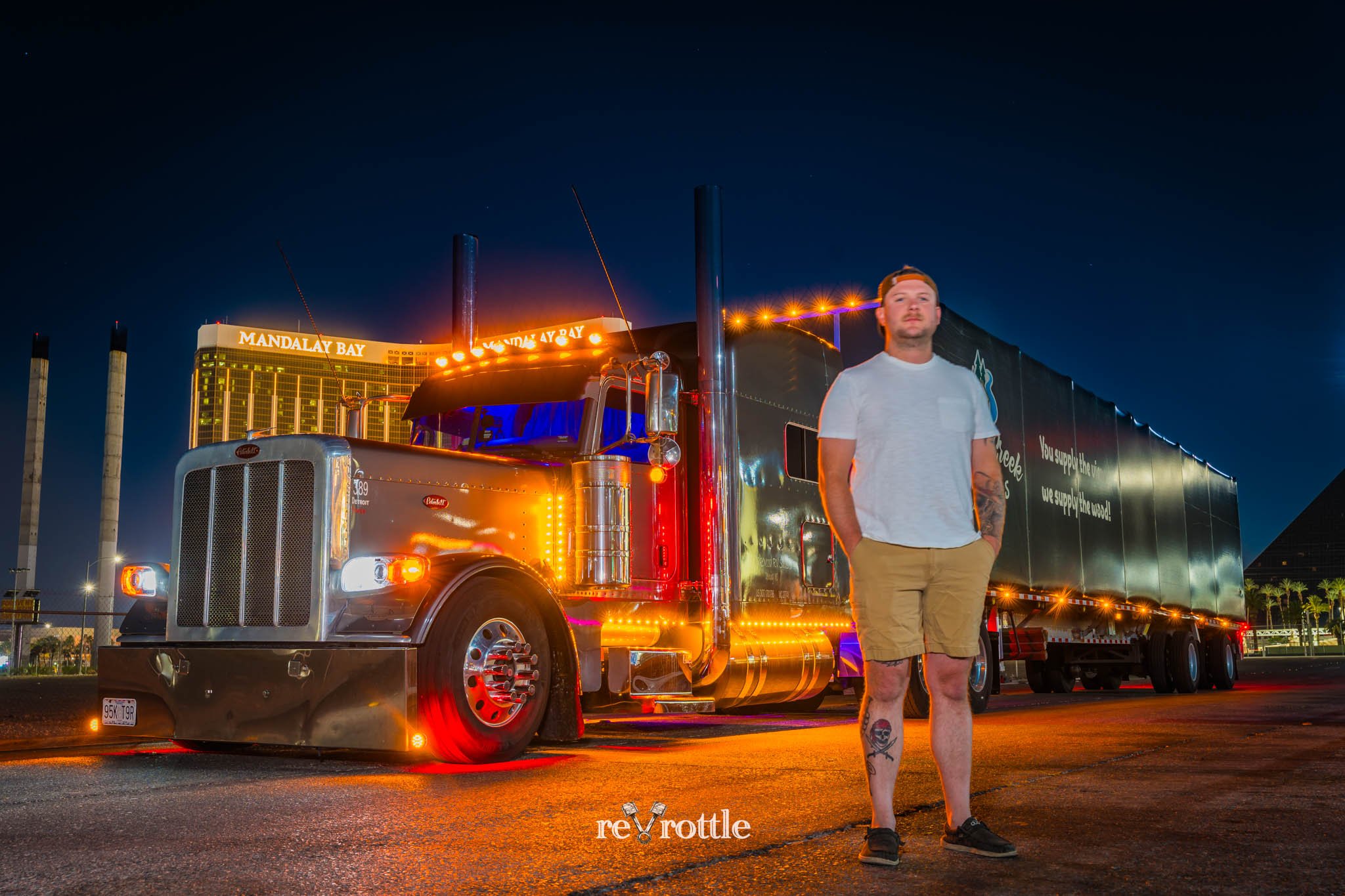 2026-06-12-Smoke-2014-Peterbilt-389-in-Las-Vegas-reVrottle-Vik-Chohan-Photography-Social-Media-022.jpg