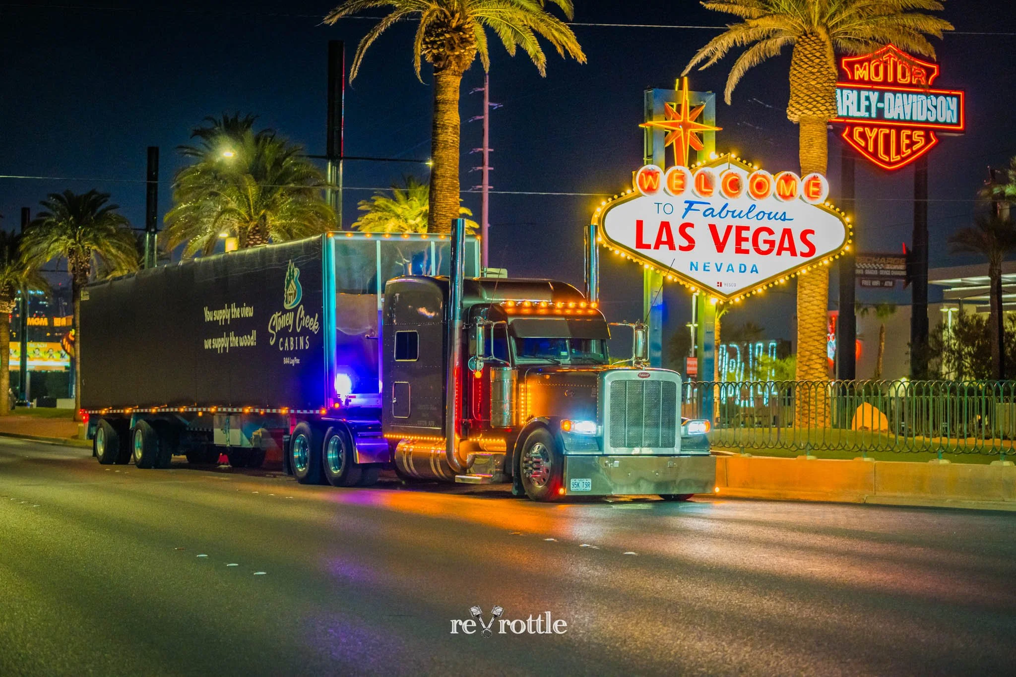 2026-06-12-Smoke-2014-Peterbilt-389-in-Las-Vegas-reVrottle-Vik-Chohan-Photography-Social-Media-032.jpg