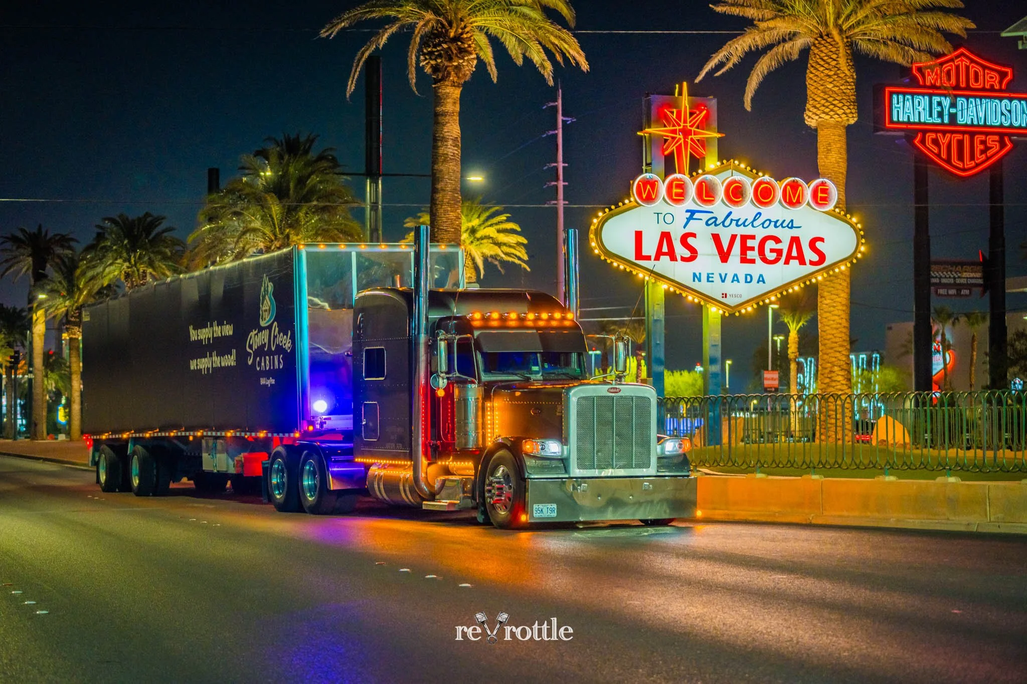 2026-06-12-Smoke-2014-Peterbilt-389-in-Las-Vegas-reVrottle-Vik-Chohan-Photography-Social-Media-035.jpg