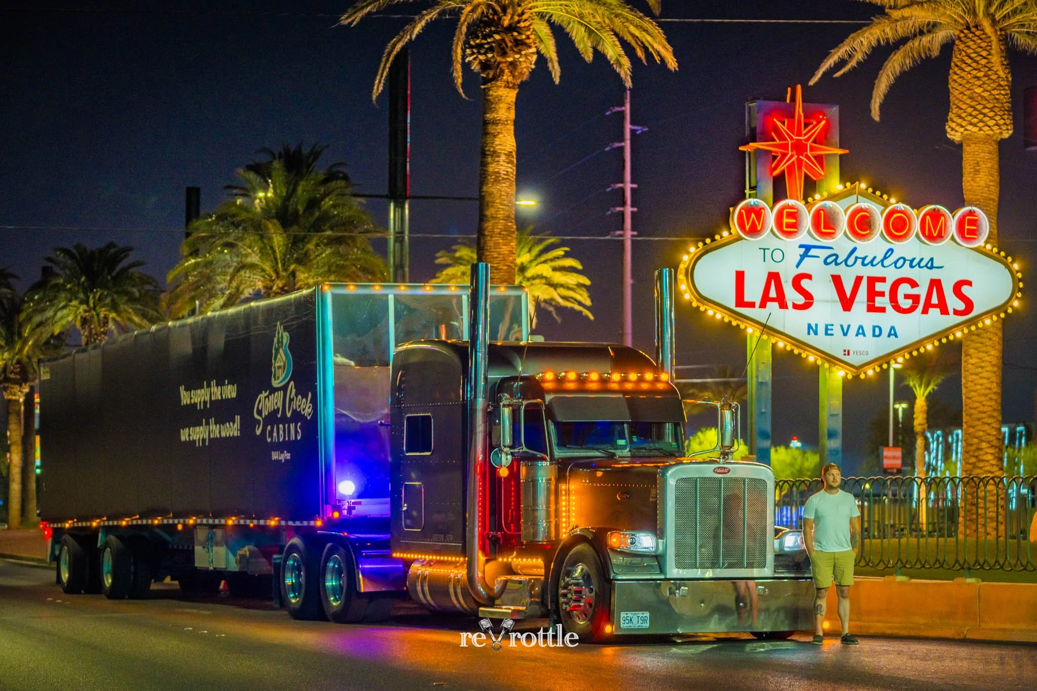 2026-06-12-Smoke-2014-Peterbilt-389-in-Las-Vegas-reVrottle-Vik-Chohan-Photography-Social-Media-040.jpg
