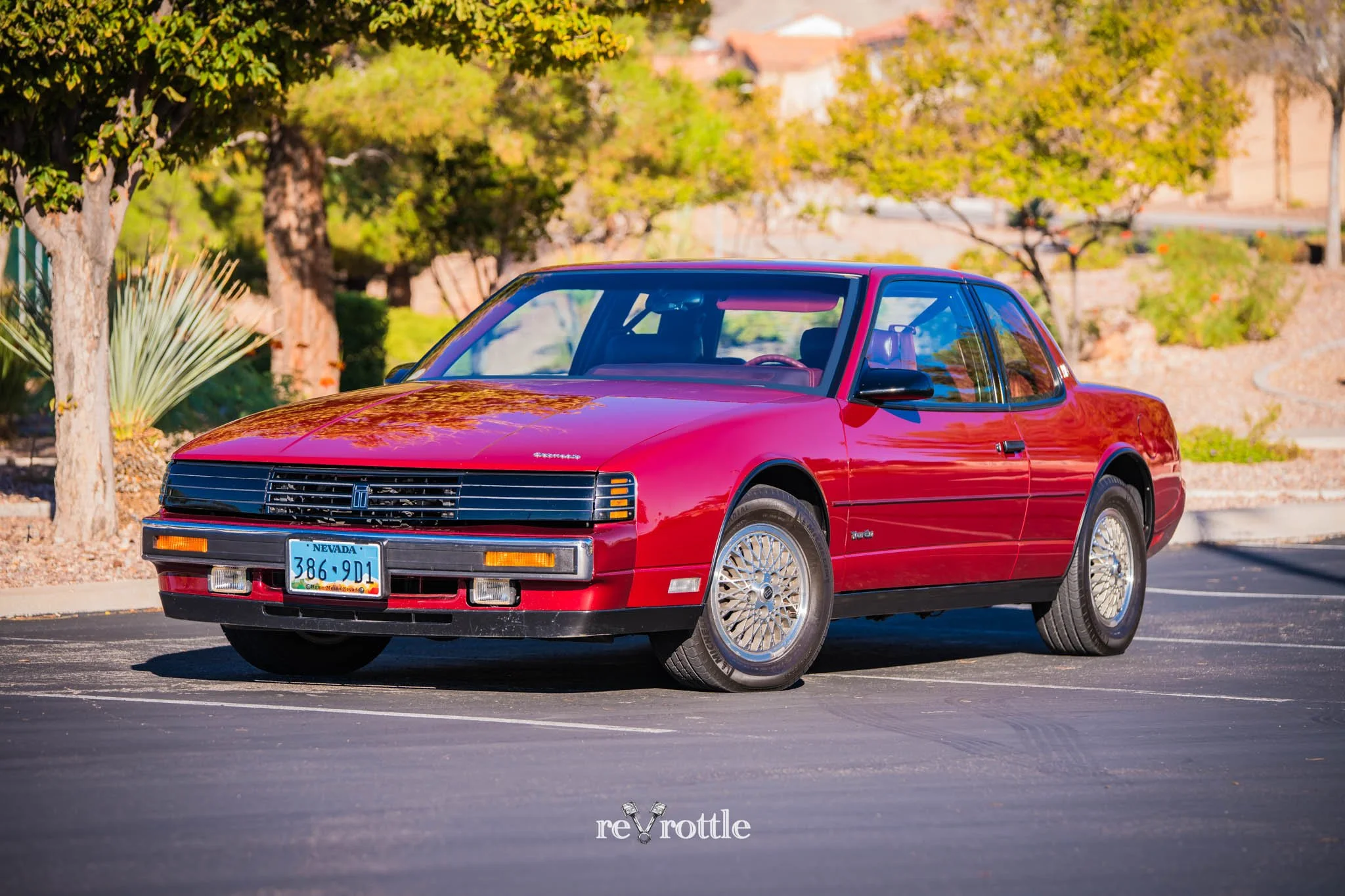 2026-09-30-FOR-SALE-1988-Oldsmobile-Tornado-Trofeo-Car-Photography-reVrottle-Vik-Chohan-Photography-Social-Media-001.jpg