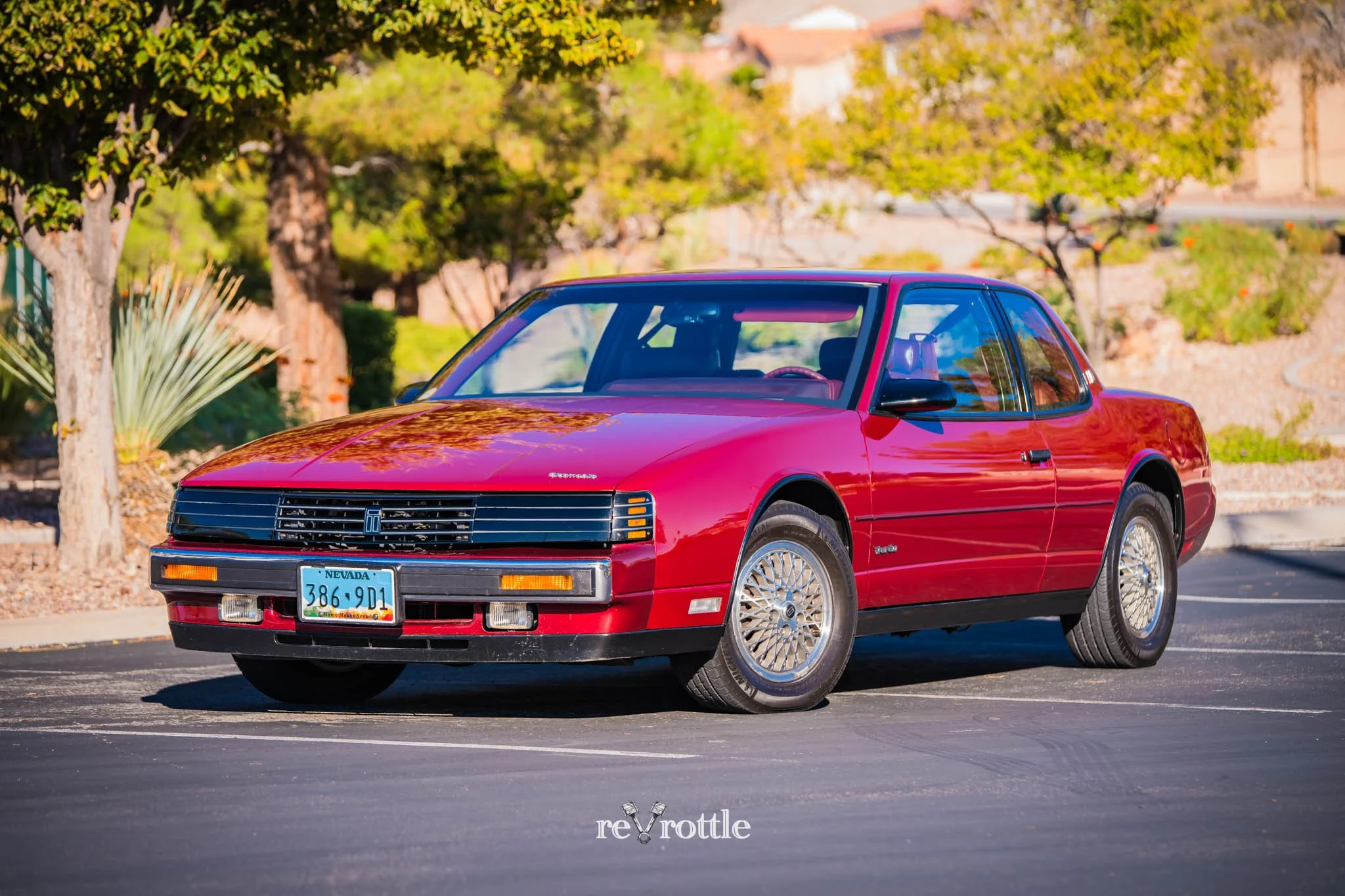 2026-09-30-FOR-SALE-1988-Oldsmobile-Tornado-Trofeo-Car-Photography-reVrottle-Vik-Chohan-Photography-Social-Media-002.jpg
