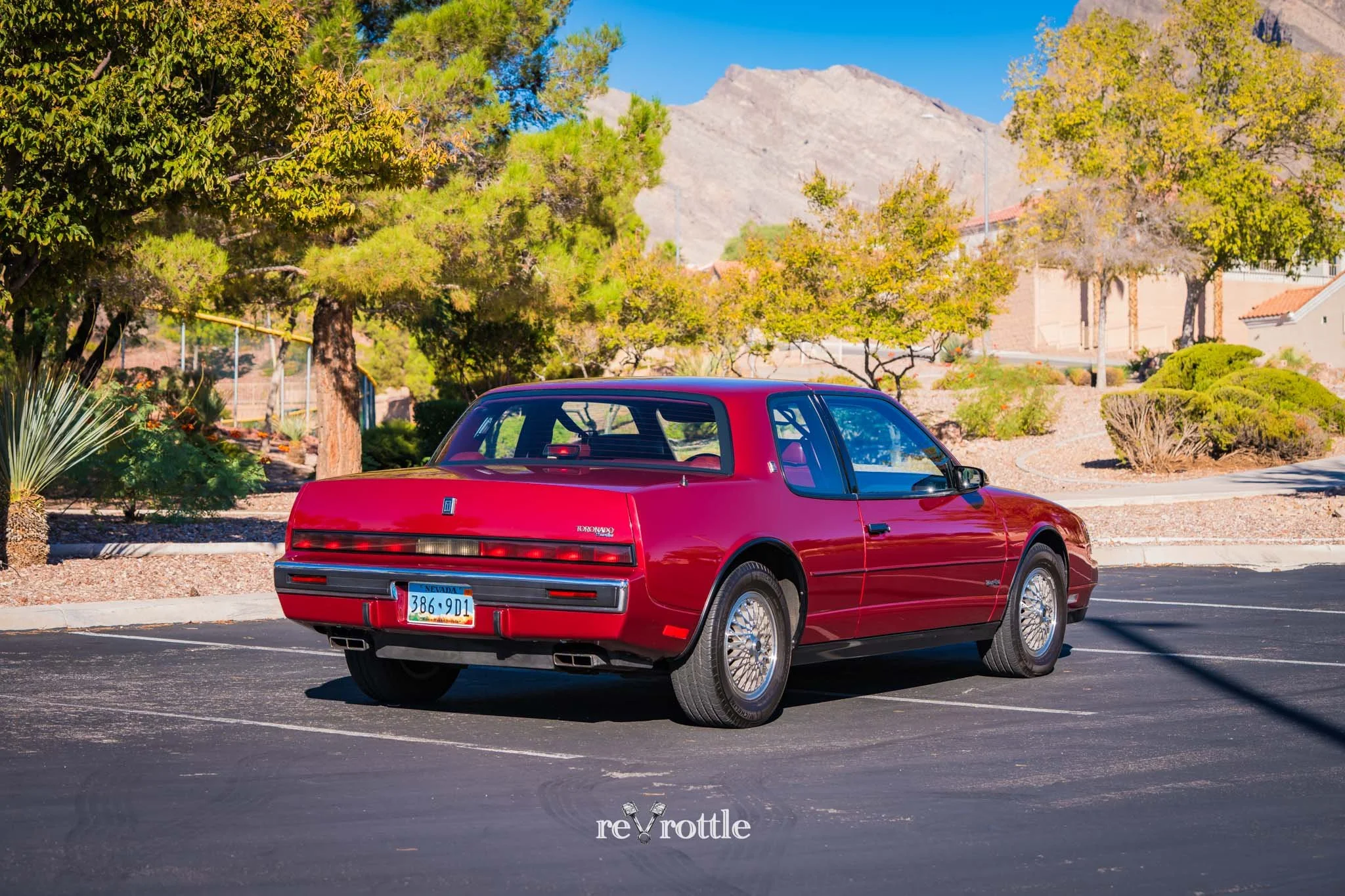 2026-09-30-FOR-SALE-1988-Oldsmobile-Tornado-Trofeo-Car-Photography-reVrottle-Vik-Chohan-Photography-Social-Media-017.jpg