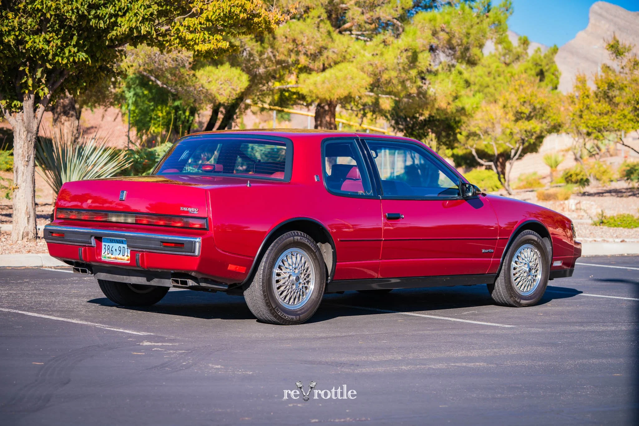 2026-09-30-FOR-SALE-1988-Oldsmobile-Tornado-Trofeo-Car-Photography-reVrottle-Vik-Chohan-Photography-Social-Media-019.jpg
