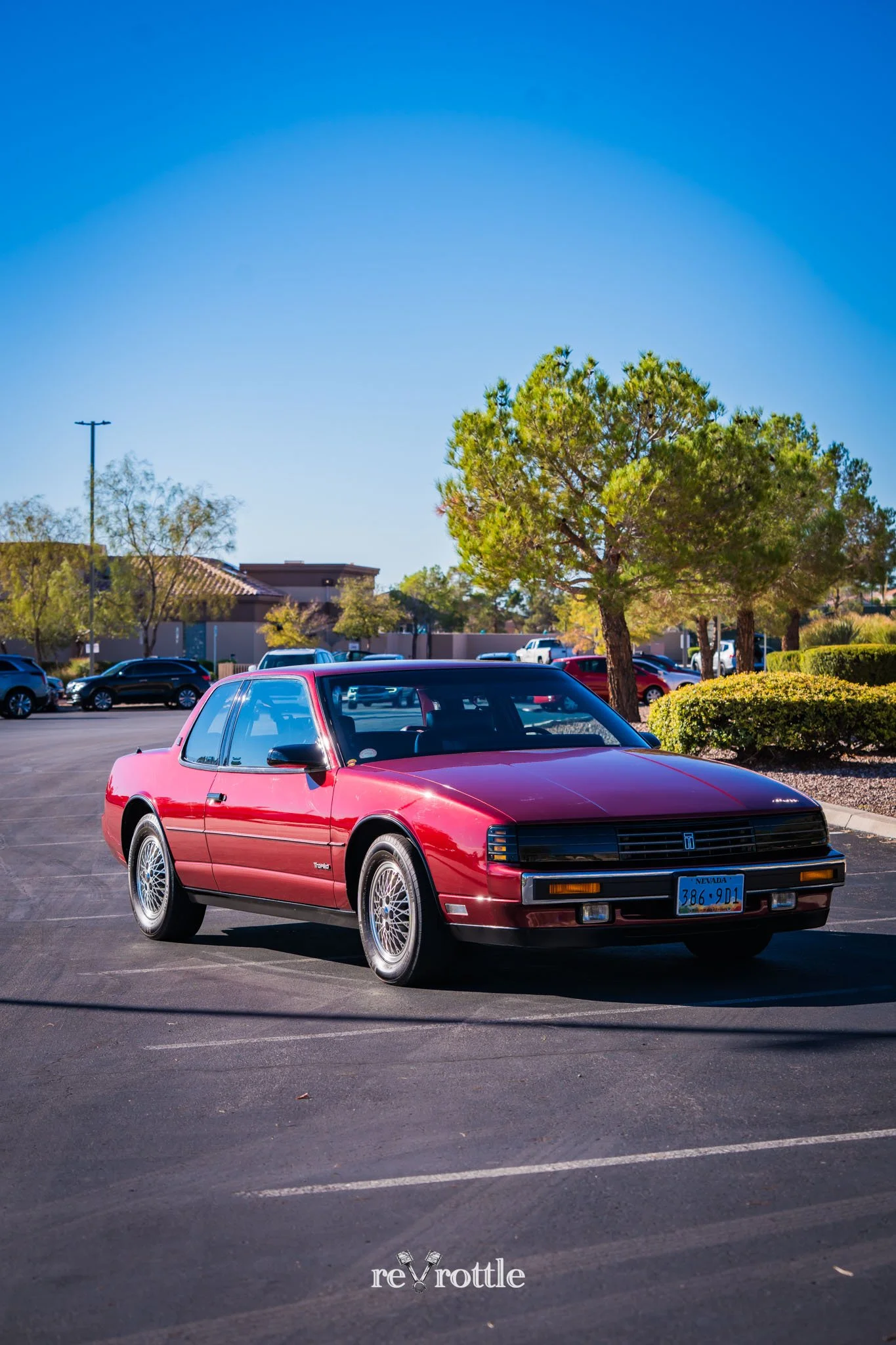 2026-09-30-FOR-SALE-1988-Oldsmobile-Tornado-Trofeo-Car-Photography-reVrottle-Vik-Chohan-Photography-Social-Media-025.jpg