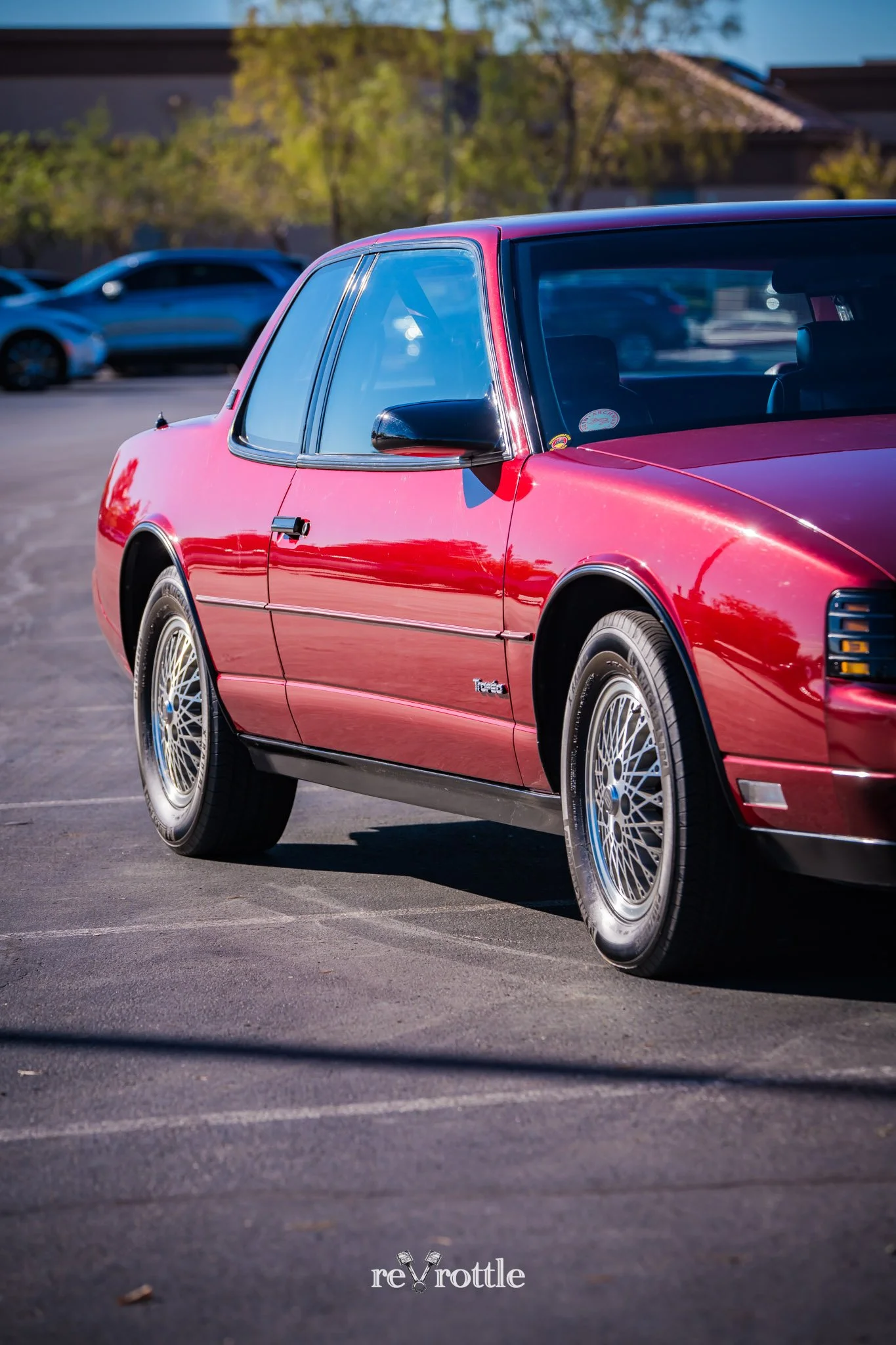 2026-09-30-FOR-SALE-1988-Oldsmobile-Tornado-Trofeo-Car-Photography-reVrottle-Vik-Chohan-Photography-Social-Media-027.jpg