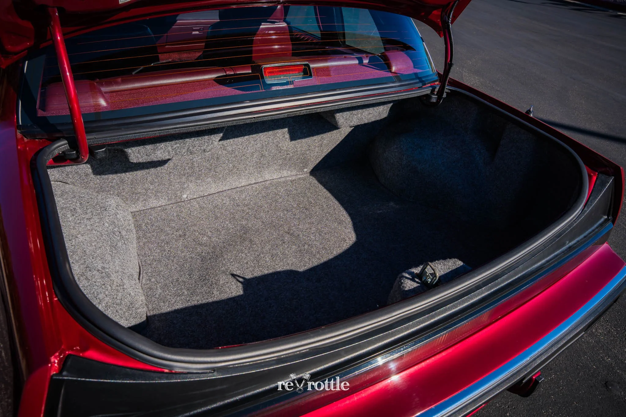 2026-09-30-FOR-SALE-1988-Oldsmobile-Tornado-Trofeo-Car-Photography-reVrottle-Vik-Chohan-Photography-Social-Media-031.jpg