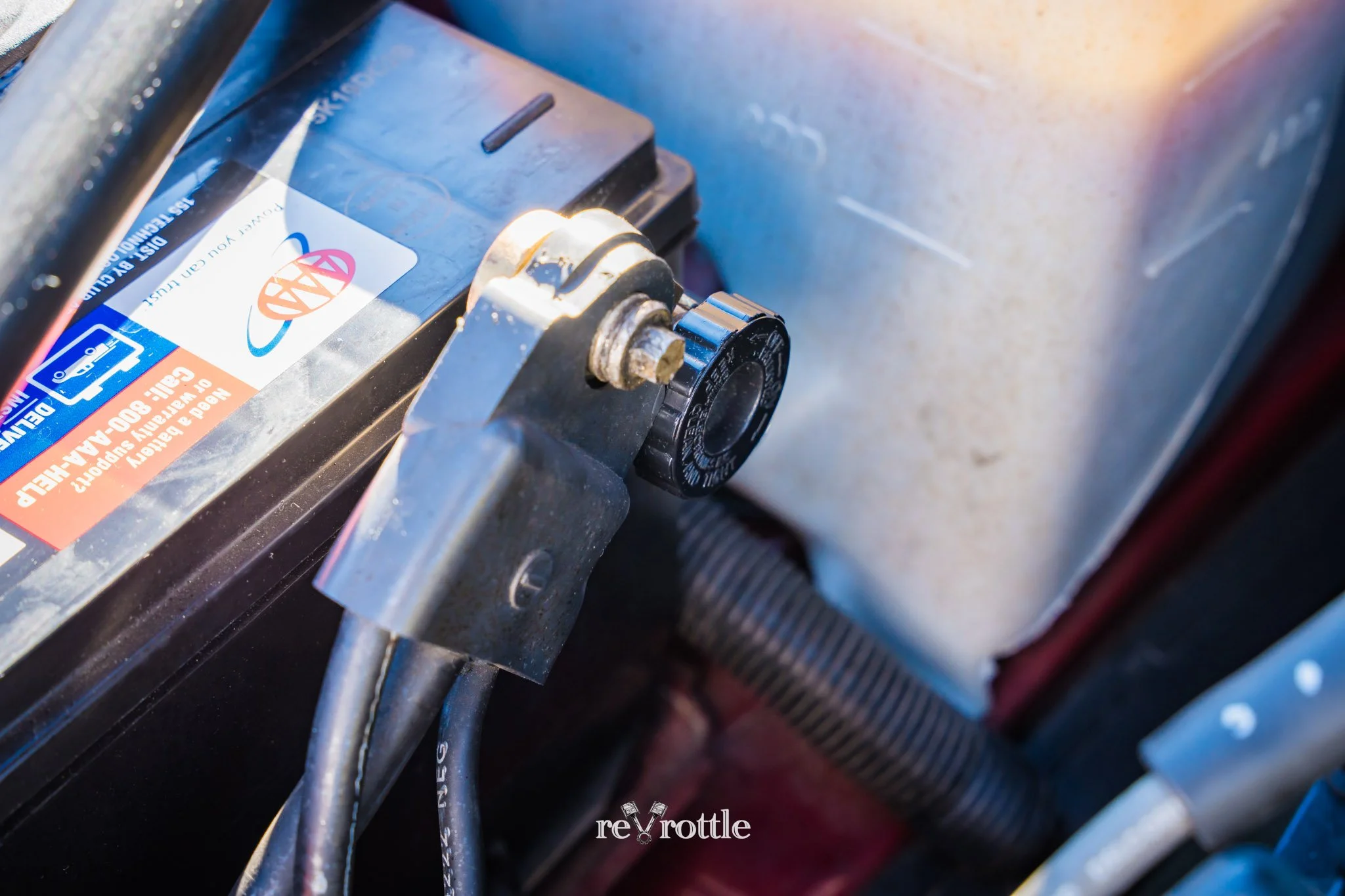 2026-09-30-FOR-SALE-1988-Oldsmobile-Tornado-Trofeo-Car-Photography-reVrottle-Vik-Chohan-Photography-Social-Media-040.jpg