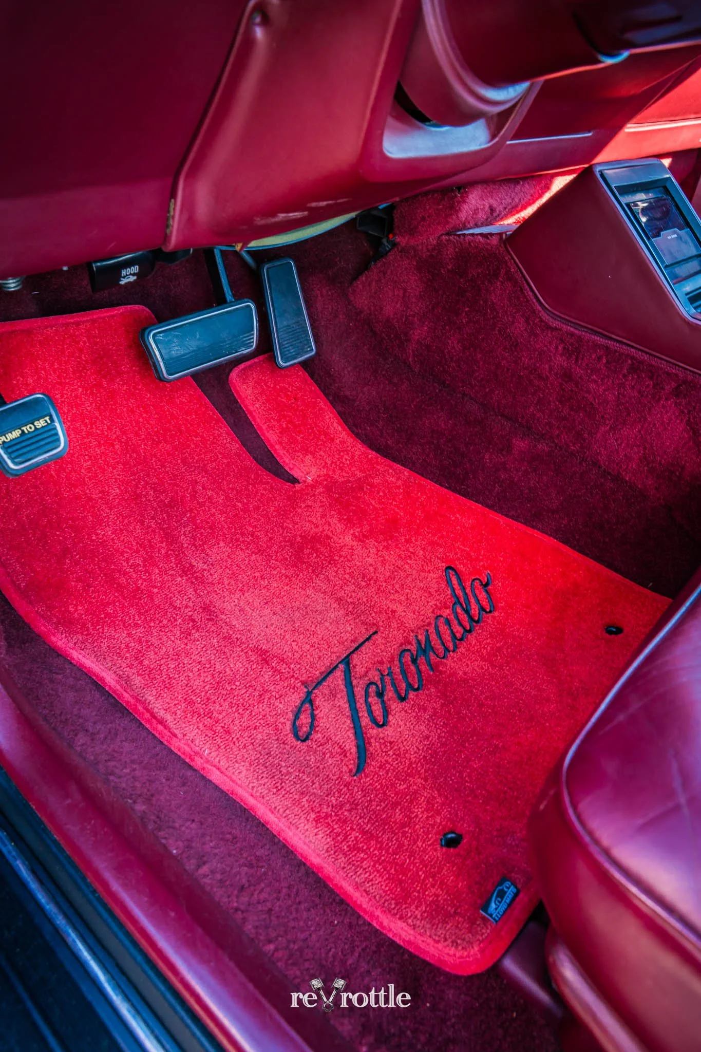 2026-09-30-FOR-SALE-1988-Oldsmobile-Tornado-Trofeo-Car-Photography-reVrottle-Vik-Chohan-Photography-Social-Media-064.jpg