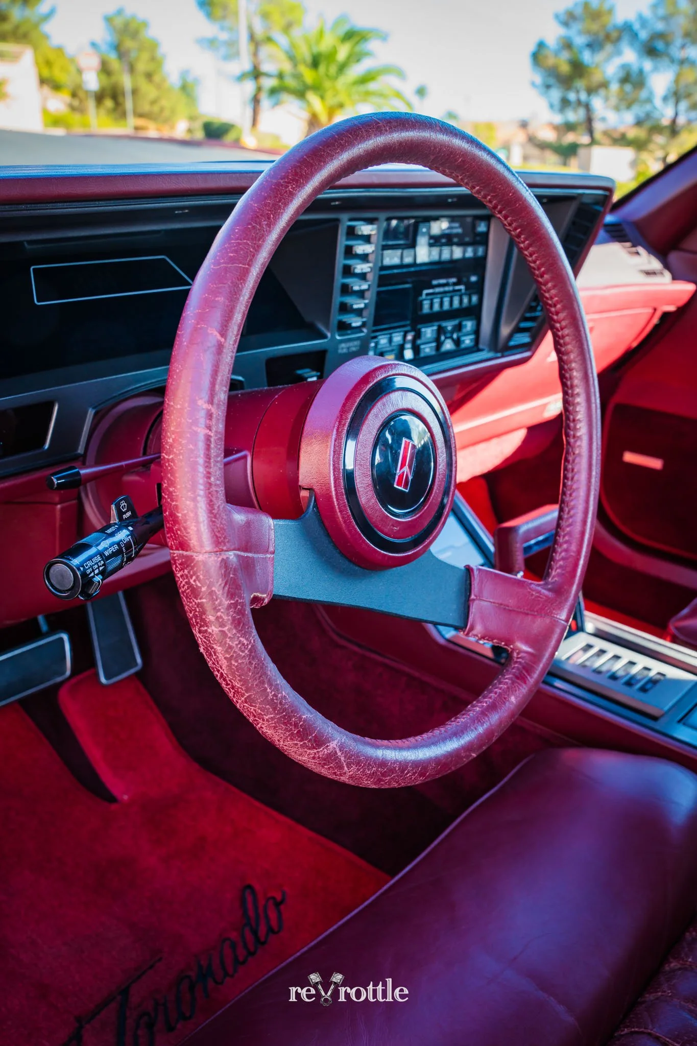2026-09-30-FOR-SALE-1988-Oldsmobile-Tornado-Trofeo-Car-Photography-reVrottle-Vik-Chohan-Photography-Social-Media-066.jpg