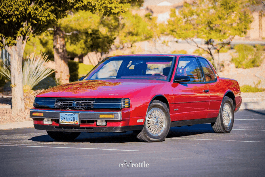 2026-09-30-FOR-SALE-1988-Oldsmobile-Tornado-Trofeo-Car-Photography-GIF-20-4.gif