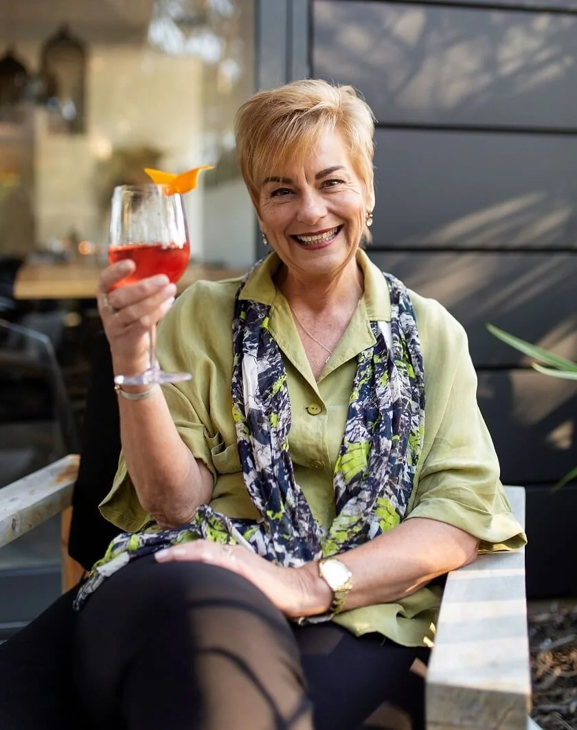 Cindy Johnston, Soul Sobriety Coaching & Retreats review for Samantha Bell, 16th Ave Creative Studio