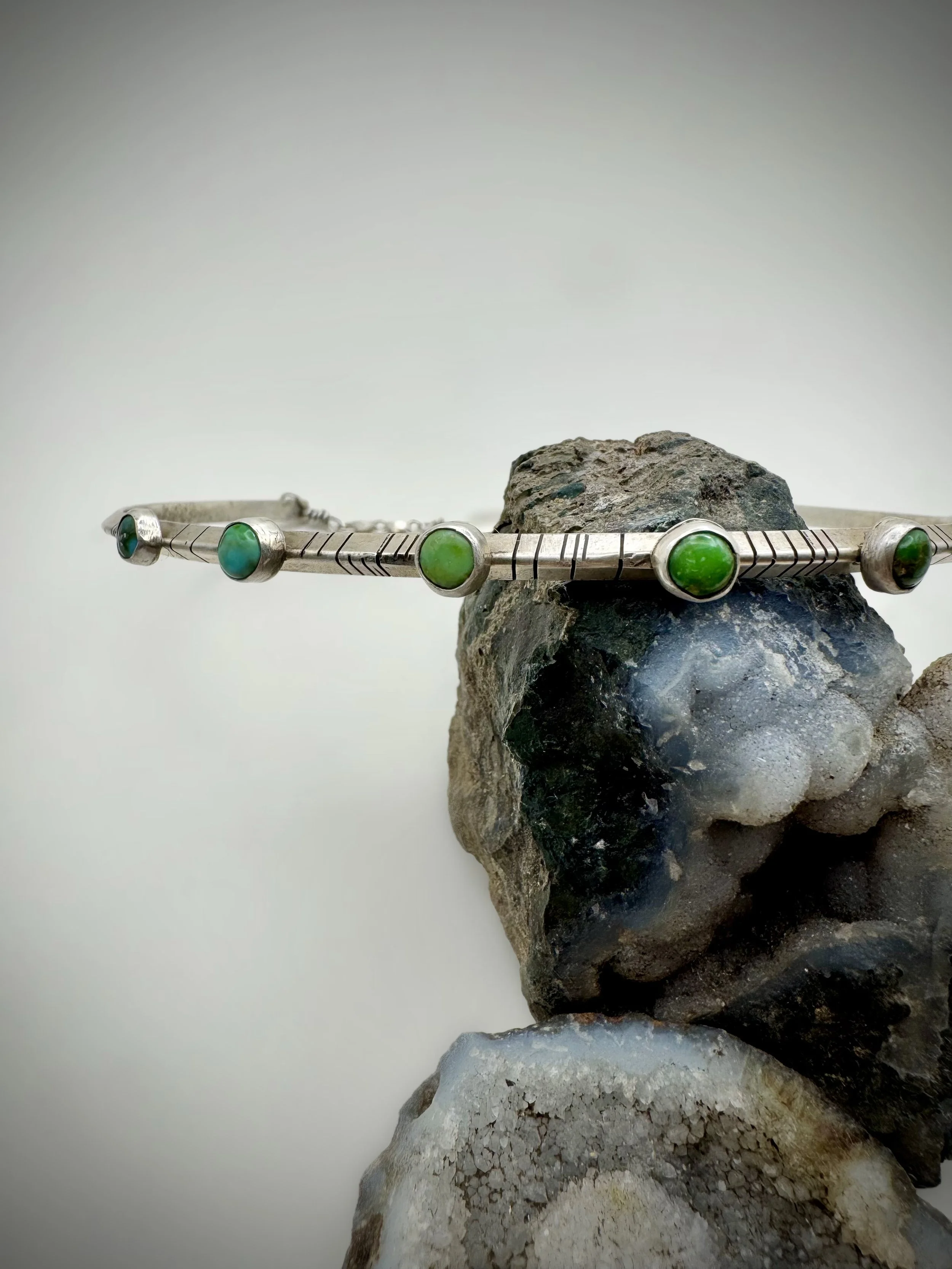 Facetune_23-10-2025-07-35-07 2.jpeg