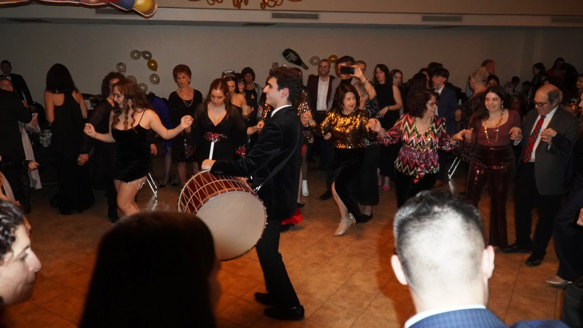 Greek Dance : New Year's Eve