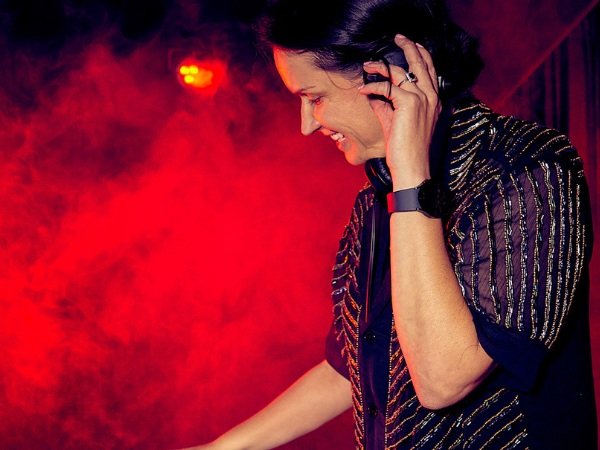 Dux after Dark: Saturday DJ Nights