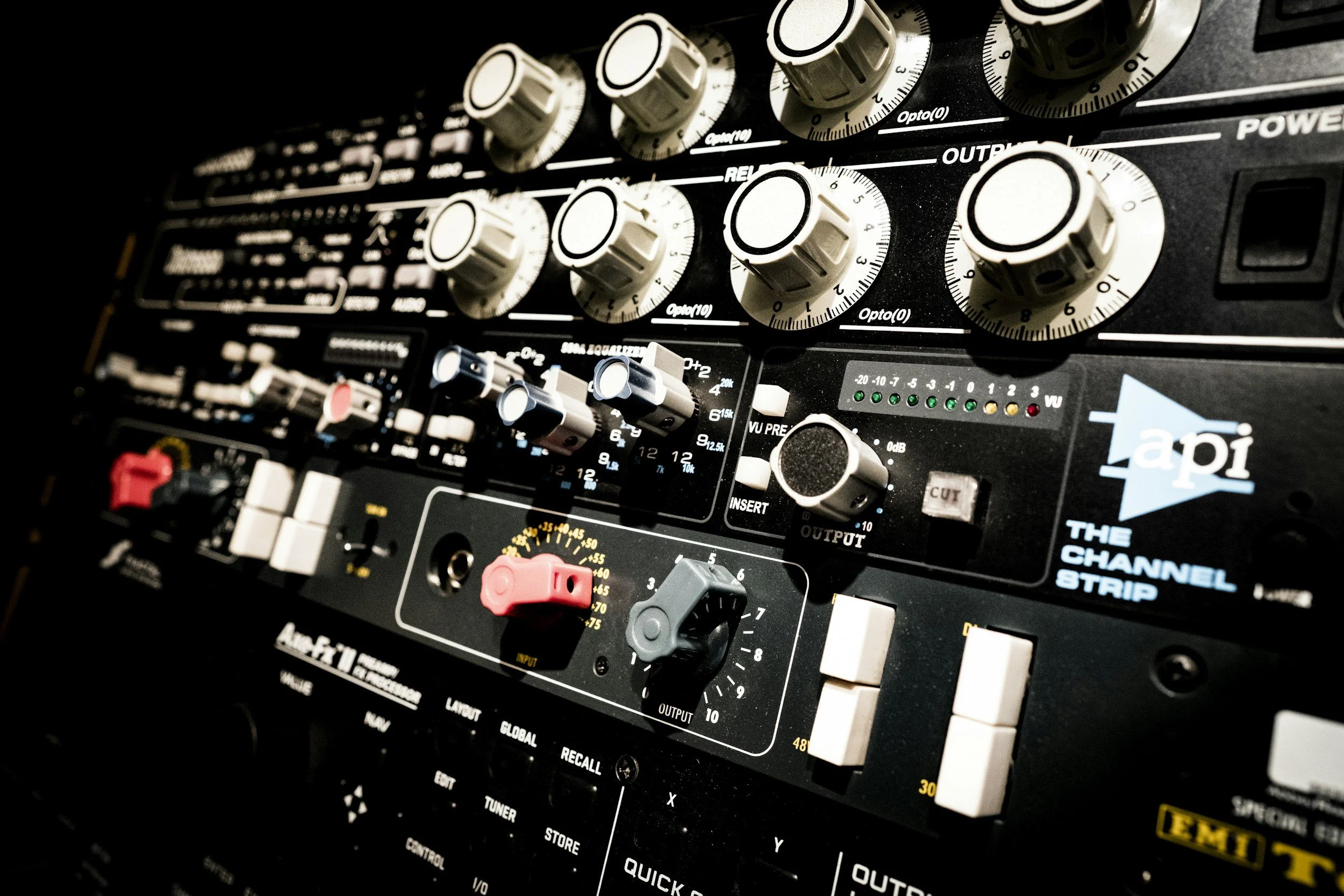 Favorite Analog Gear: Top 5 Pieces of Gear I Can’t Live Without