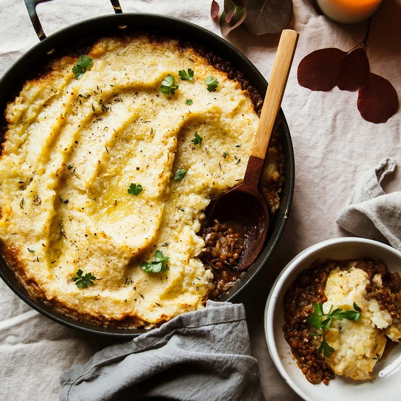 French Onion Shepherd’s Pie with Lentils &amp; Creamy Cauliflower Potato Mash