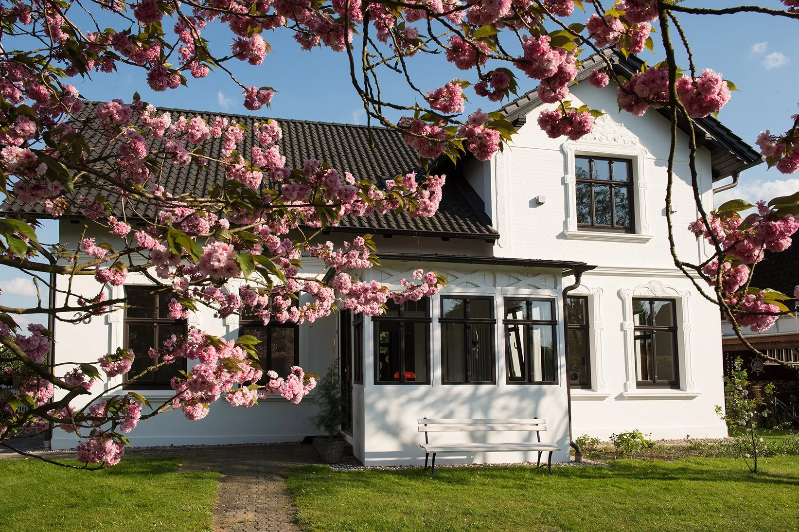 PROJEKT 220 - RENOVIERUNG EINFAMILIENHAUS IN AHRENSBURG