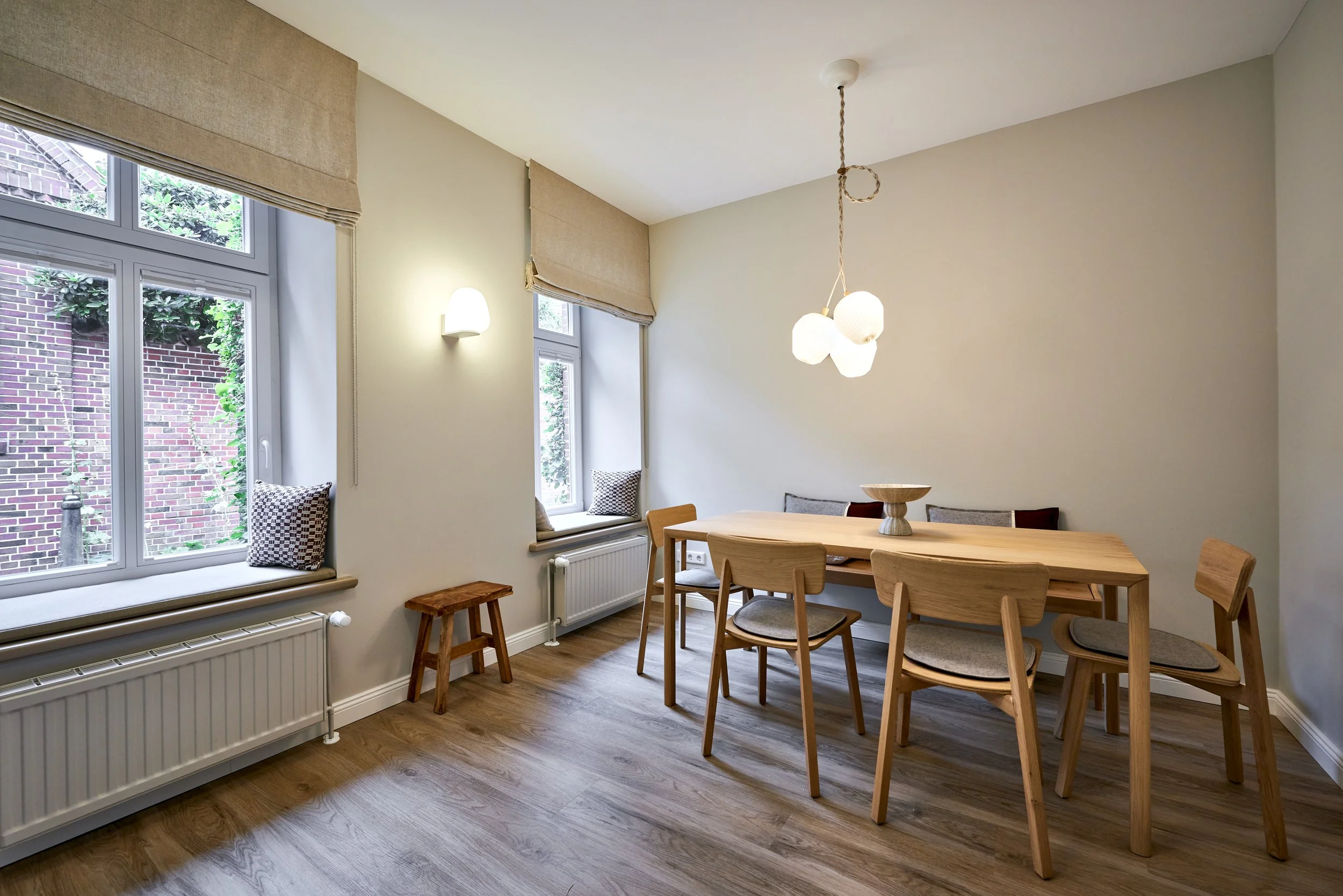 Landhausküche Essbereich Holzmöbel