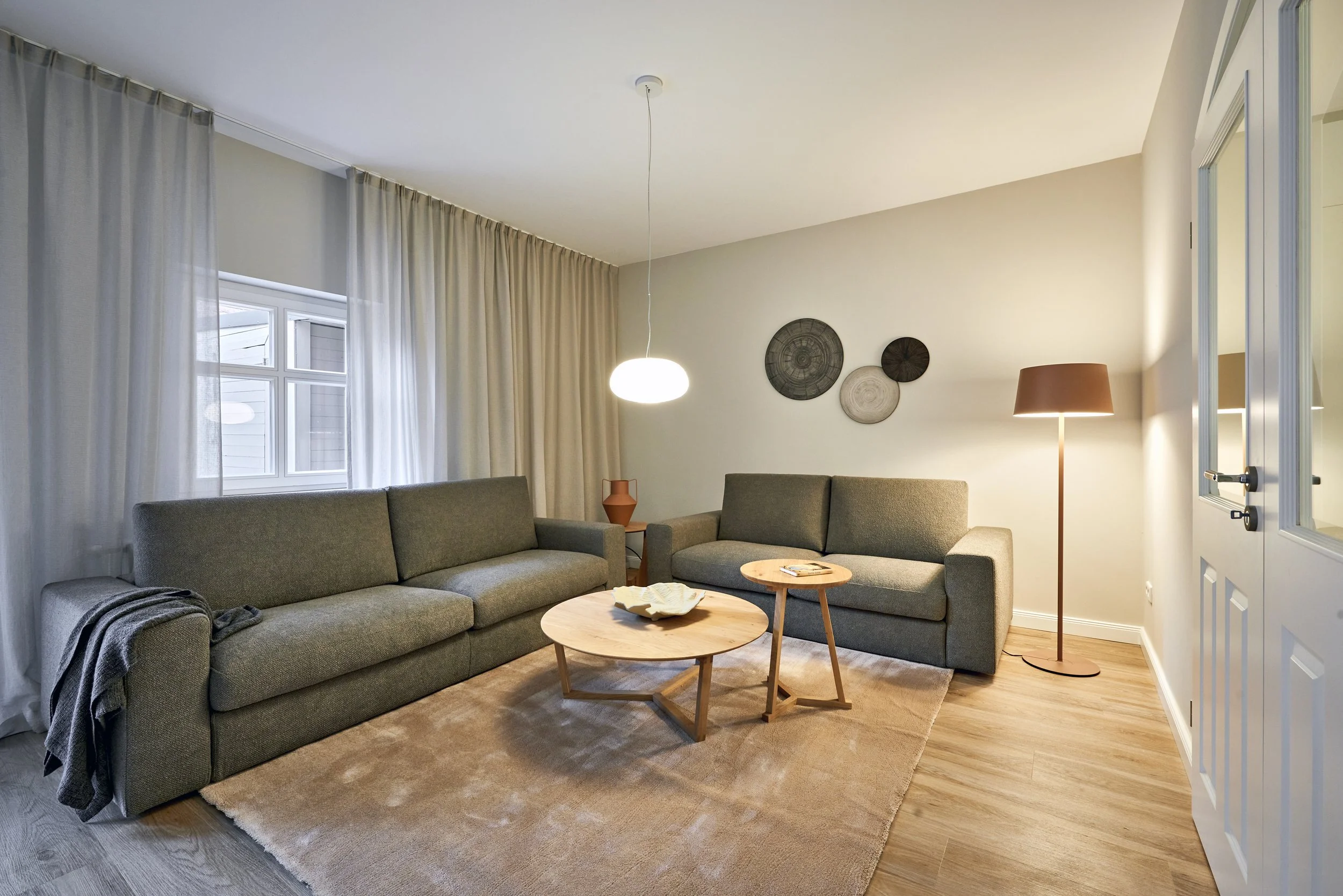 Wohnzimmer Landhausstil erdige Farben