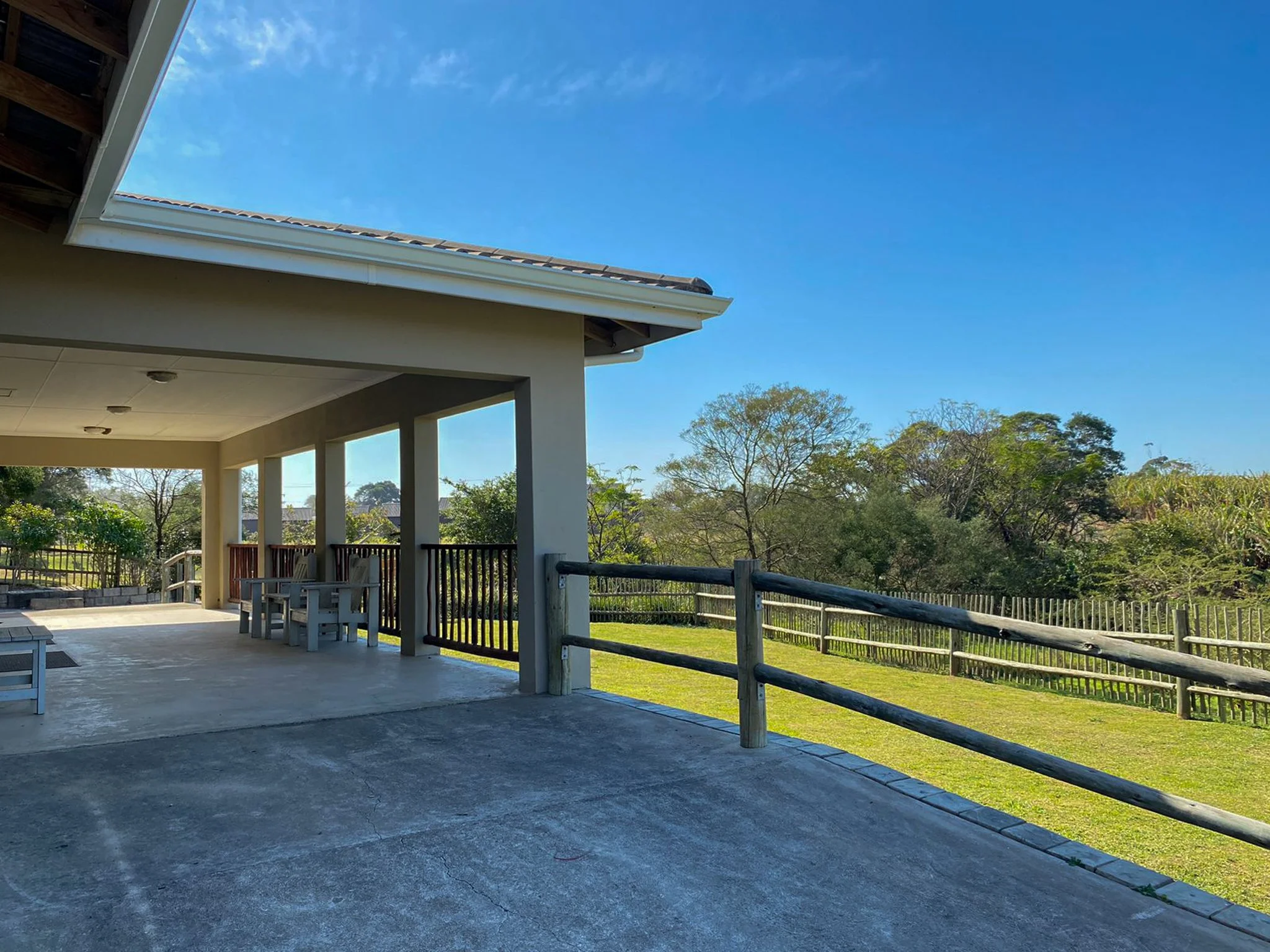 Charis House-08.jpg