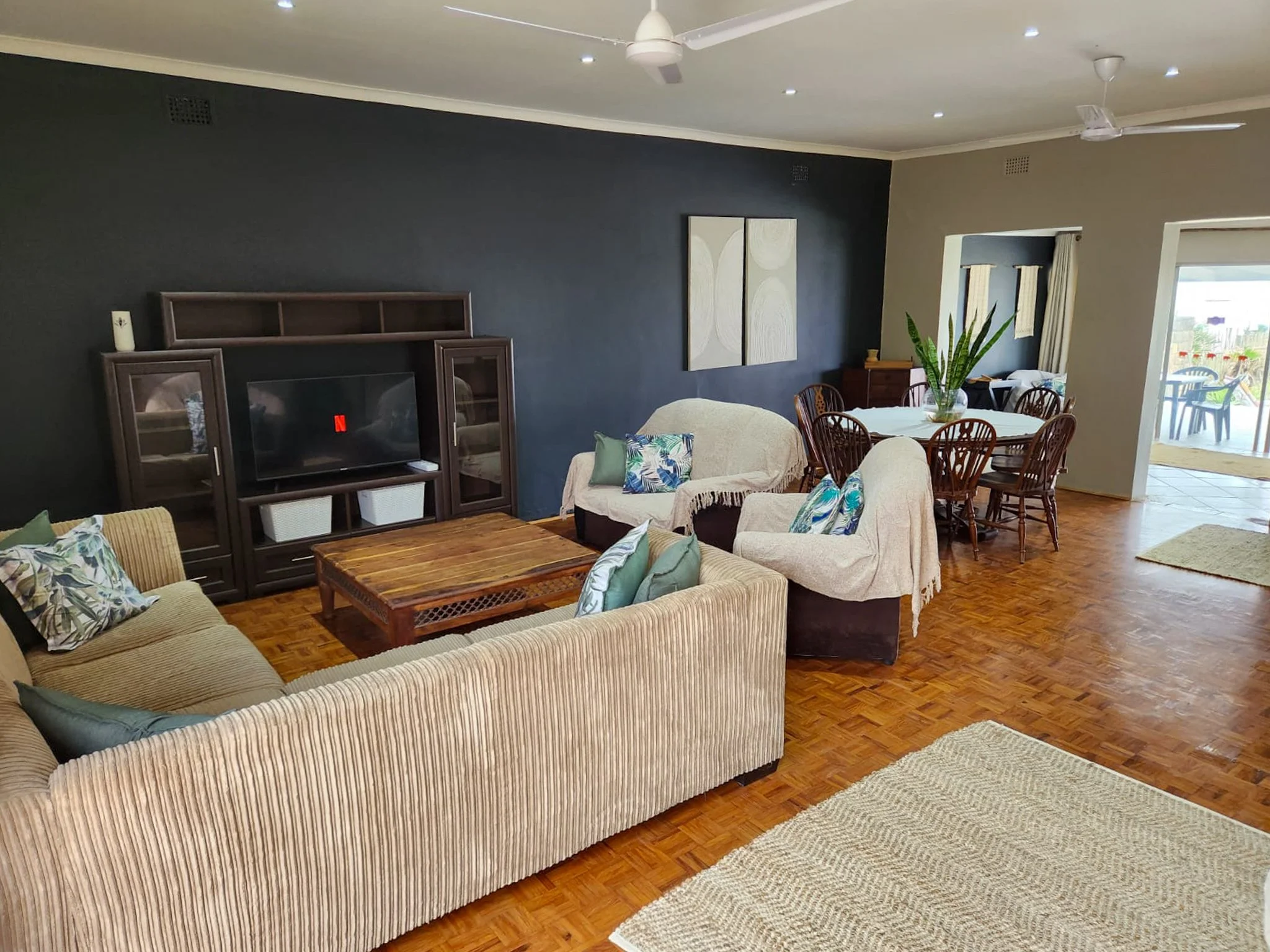 Sea Park Beach House-05.jpg