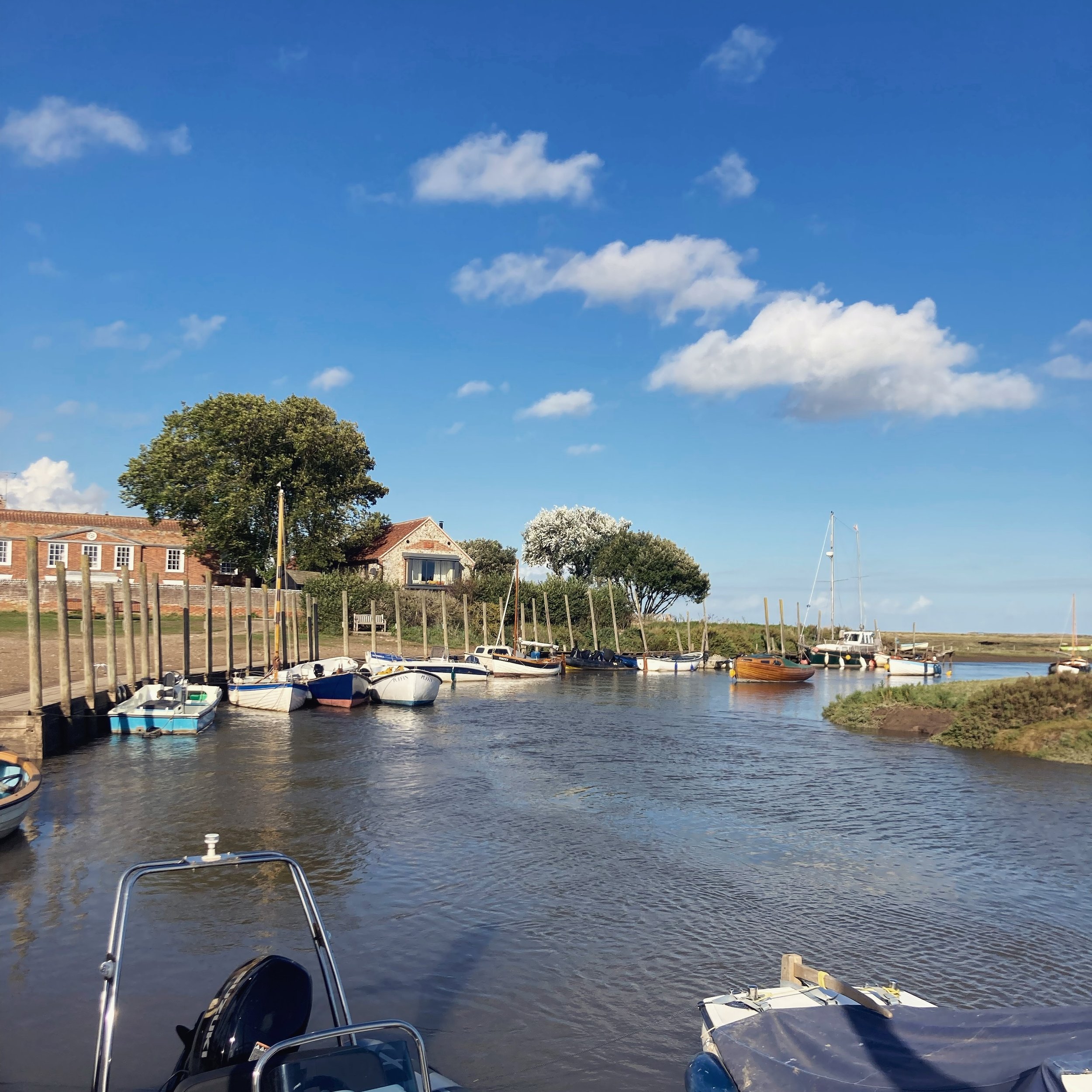 a photo to resemble what we would really really REALLY like the weather to be like 🙏👀

Let&rsquo;s hope the 🌧️ and 💨 clears for some 🌞

Have you booked your trip this summer? 🚤 

Contact us to book📥💙

#wheelyboat #poppy #norfolk #blakeney #su