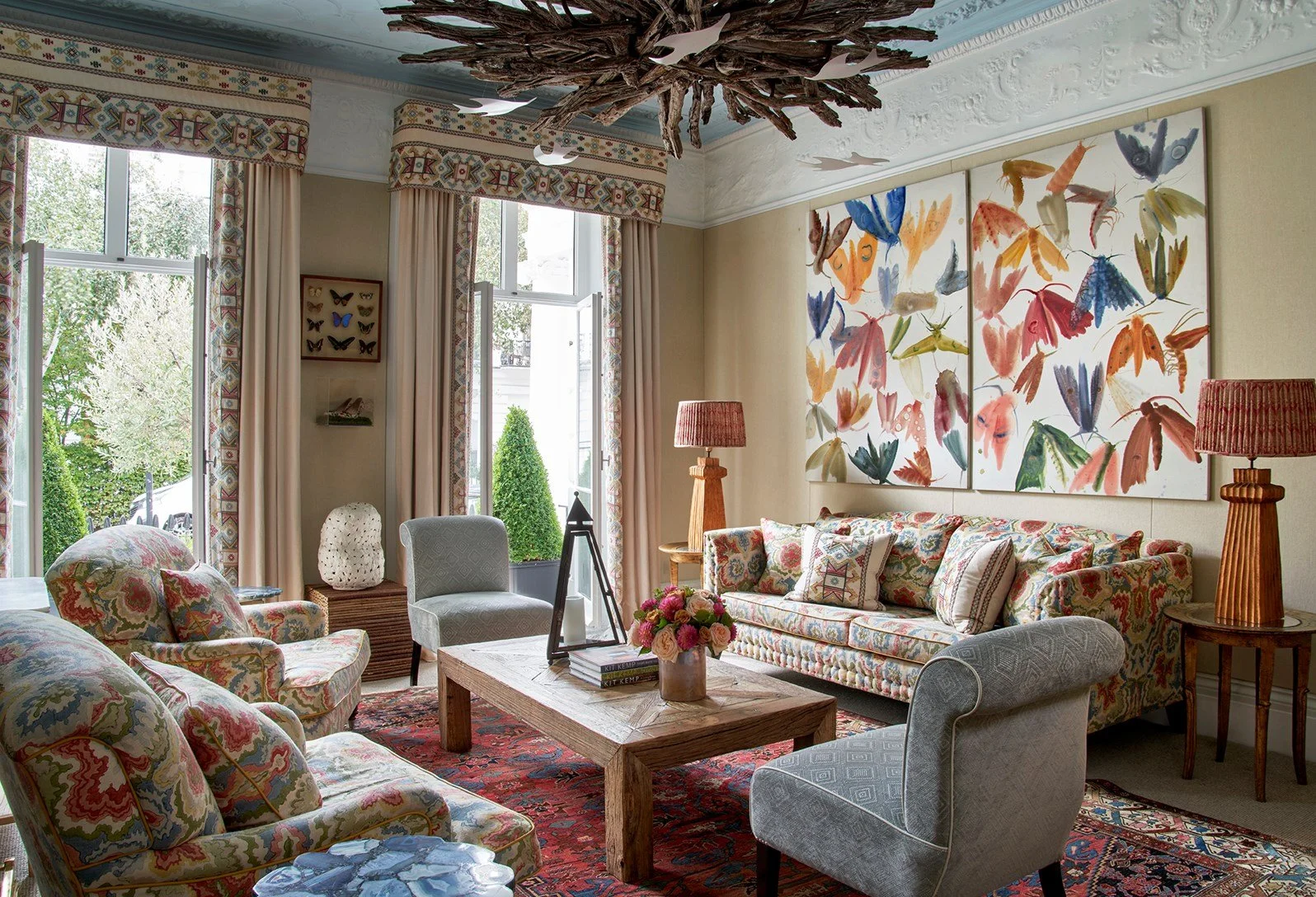 no16-guest-areas-drawing-room-1 (1).jpg