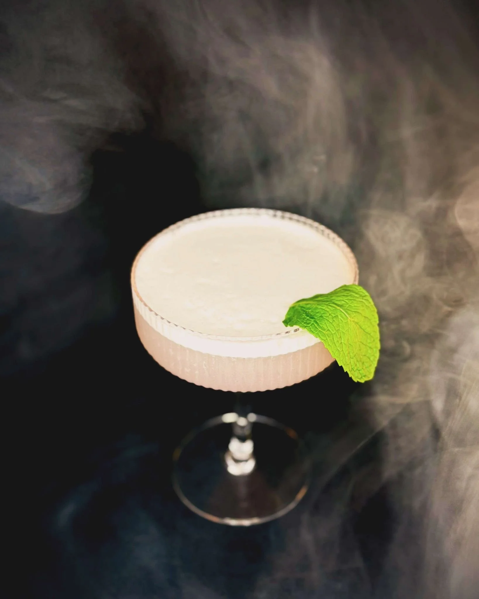 gin sour cocktail