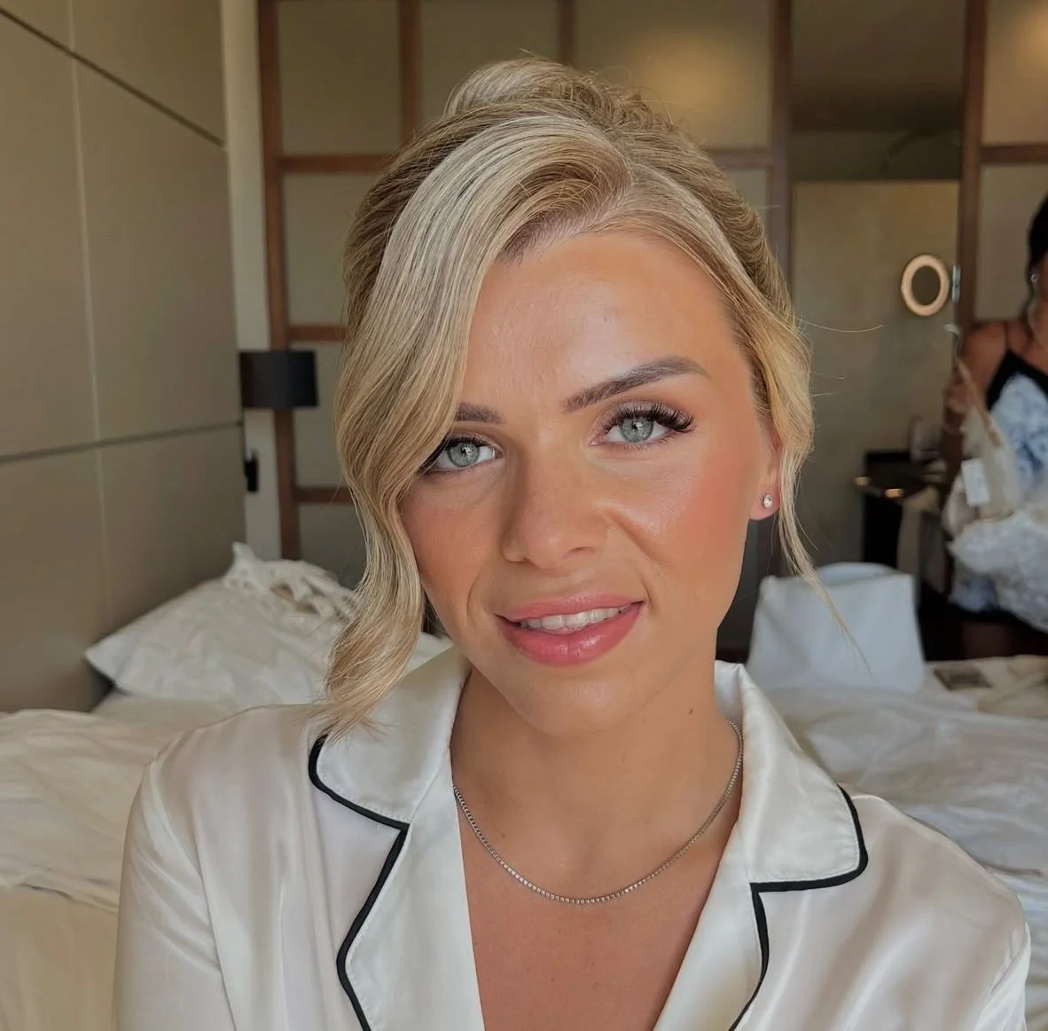 Golden Glam soft bridal makeup Hampshire