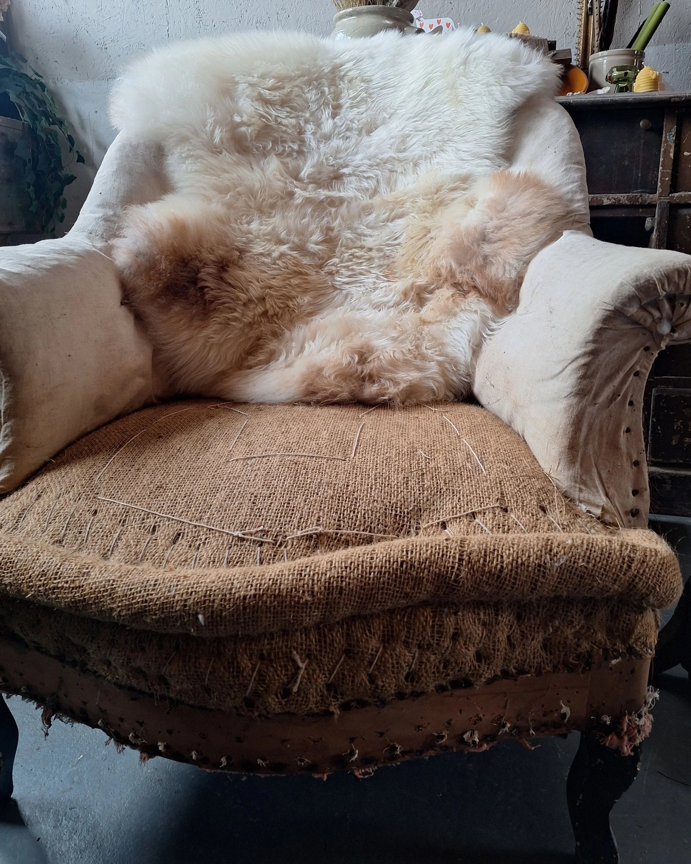 Natural coloured real sheepskin rug