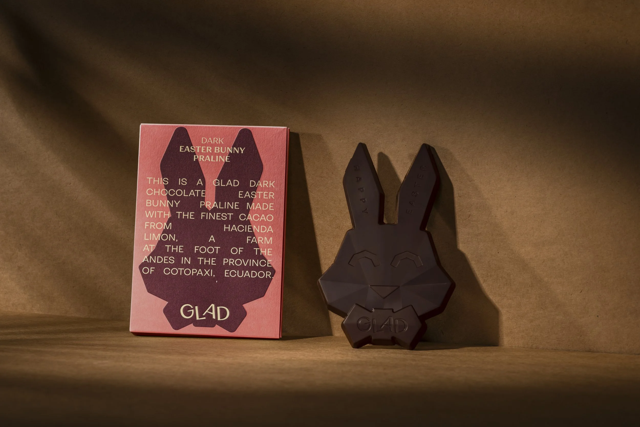 DARK EASTER BUNNY PRALINÉ