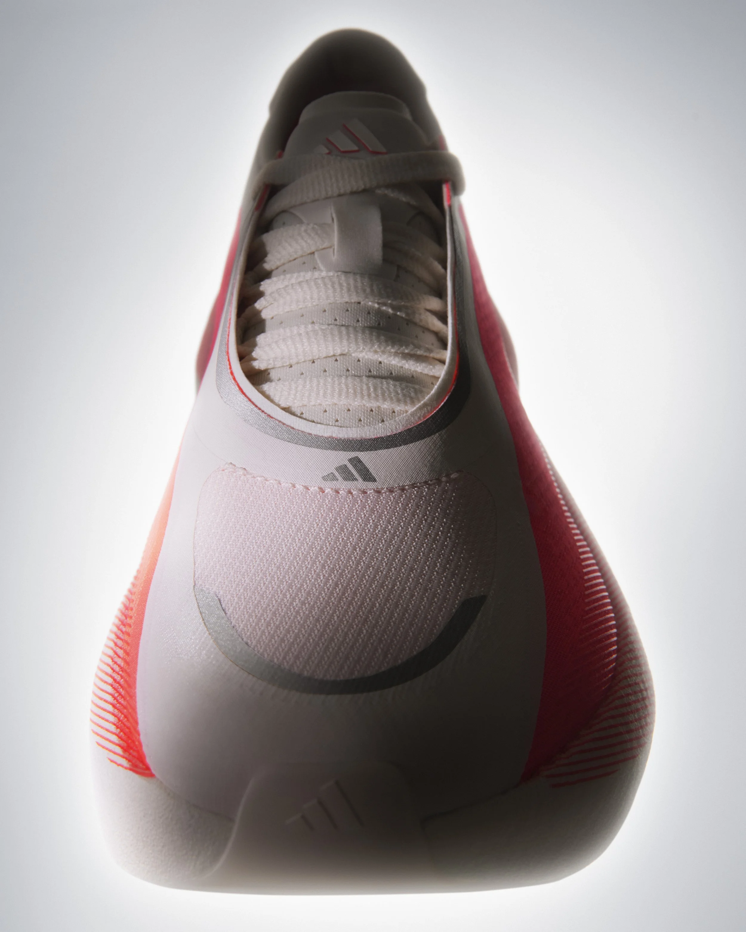 FW26_HYPERBOOST_EDGE_KI4406_F_PRODUCT_BEAUTY_06_MACRO UPPER.jpg