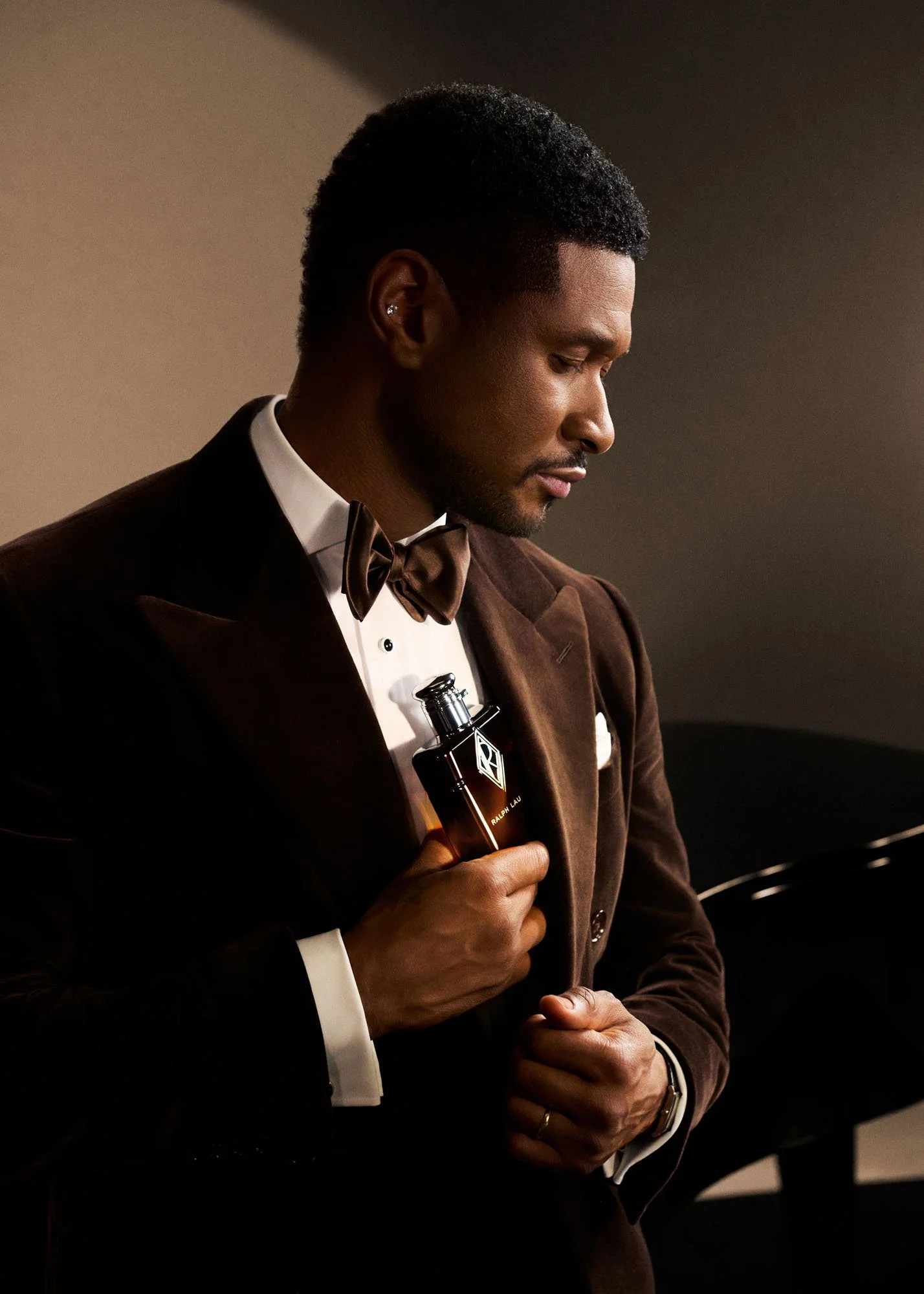 J001981_S1_006_1541_Usher.jpg