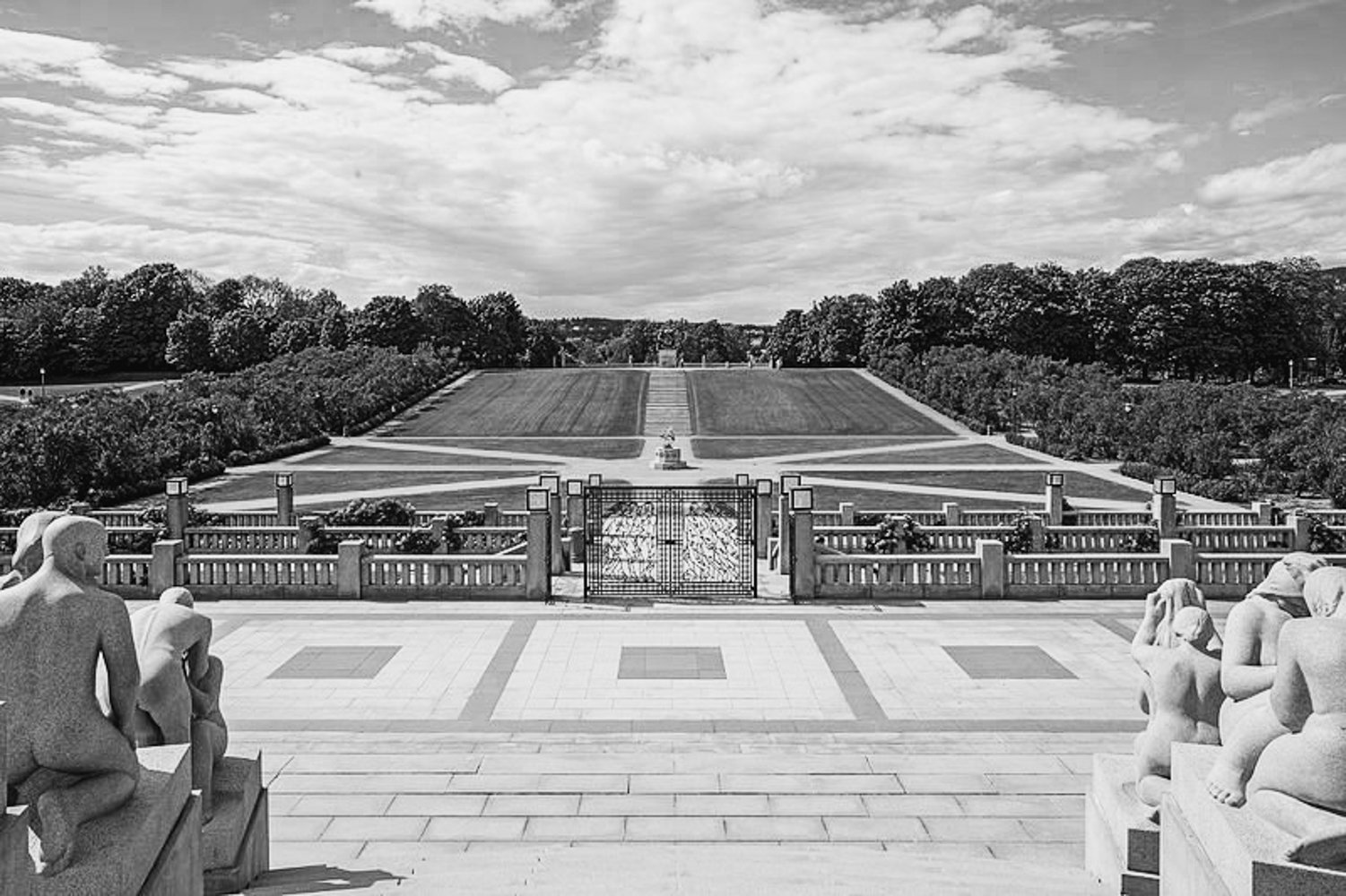 Frognerparken: Hvor kunst og natur harmonerer i Oslos hjerte