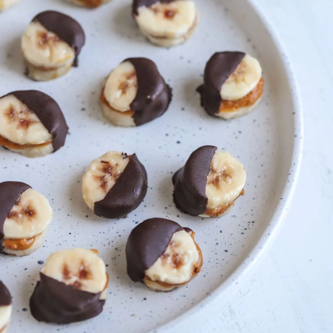 Banana chocolate protein bites | Eat Shed Glow® guilt-free protein snack