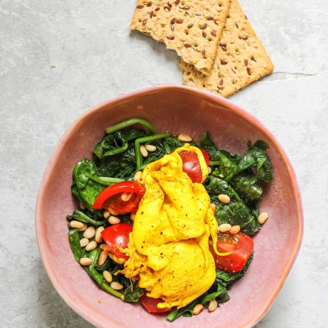 Turmeric poached egg | Eat Shed Glow® anti-inflammatory weight loss recipe