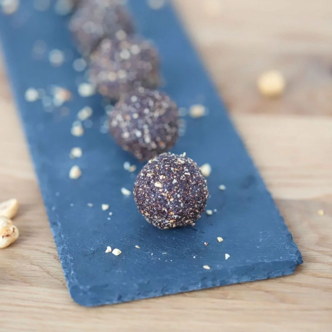 Chocolate protein balls | Eat Shed Glow® strategic sweet snack