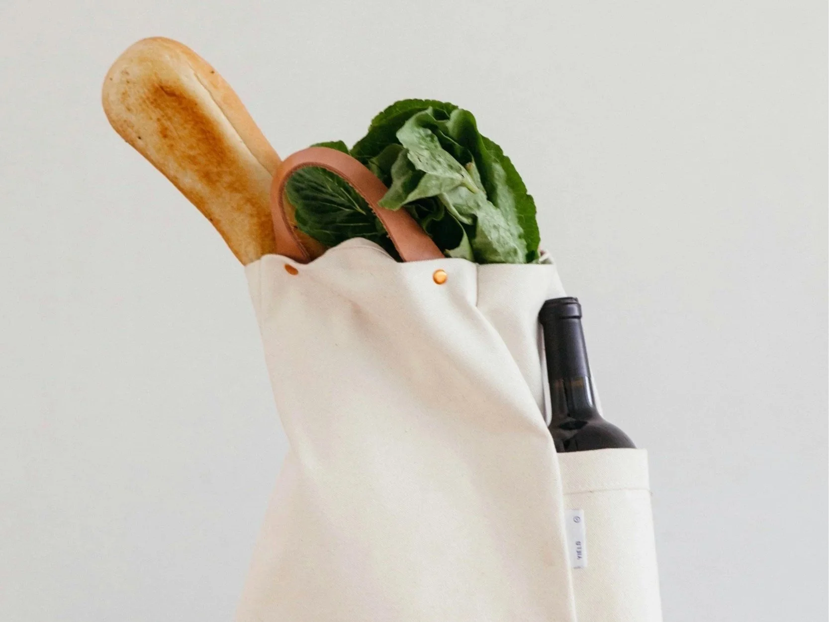 Bag of groceries with fresh produce for a healthy weight loss grocery list