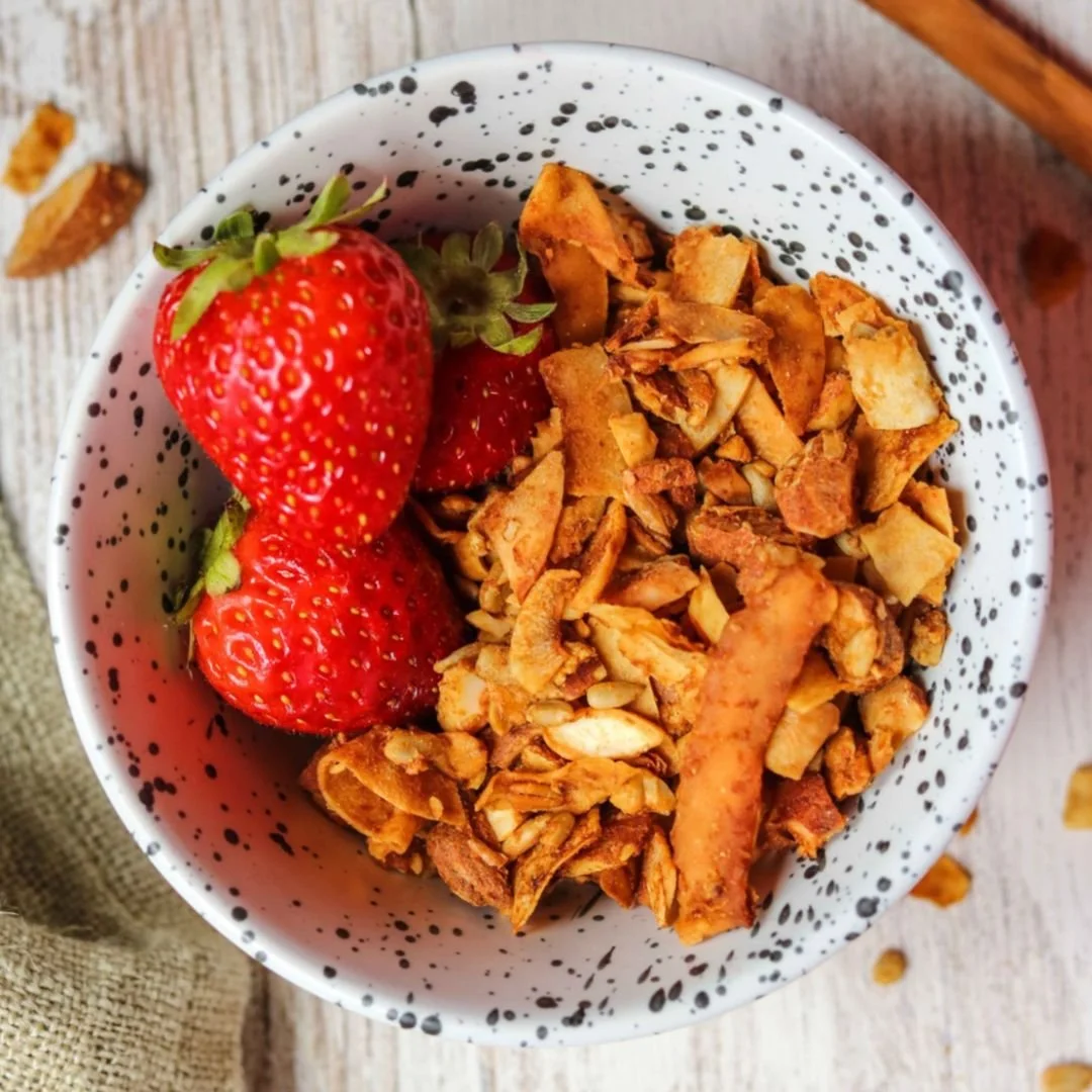 Tropical gluten-free granola | Eat Shed Glow® sugar-free strategic snack