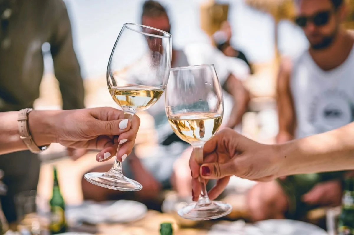 Weight loss that works with restaurants, travel, and real social life
