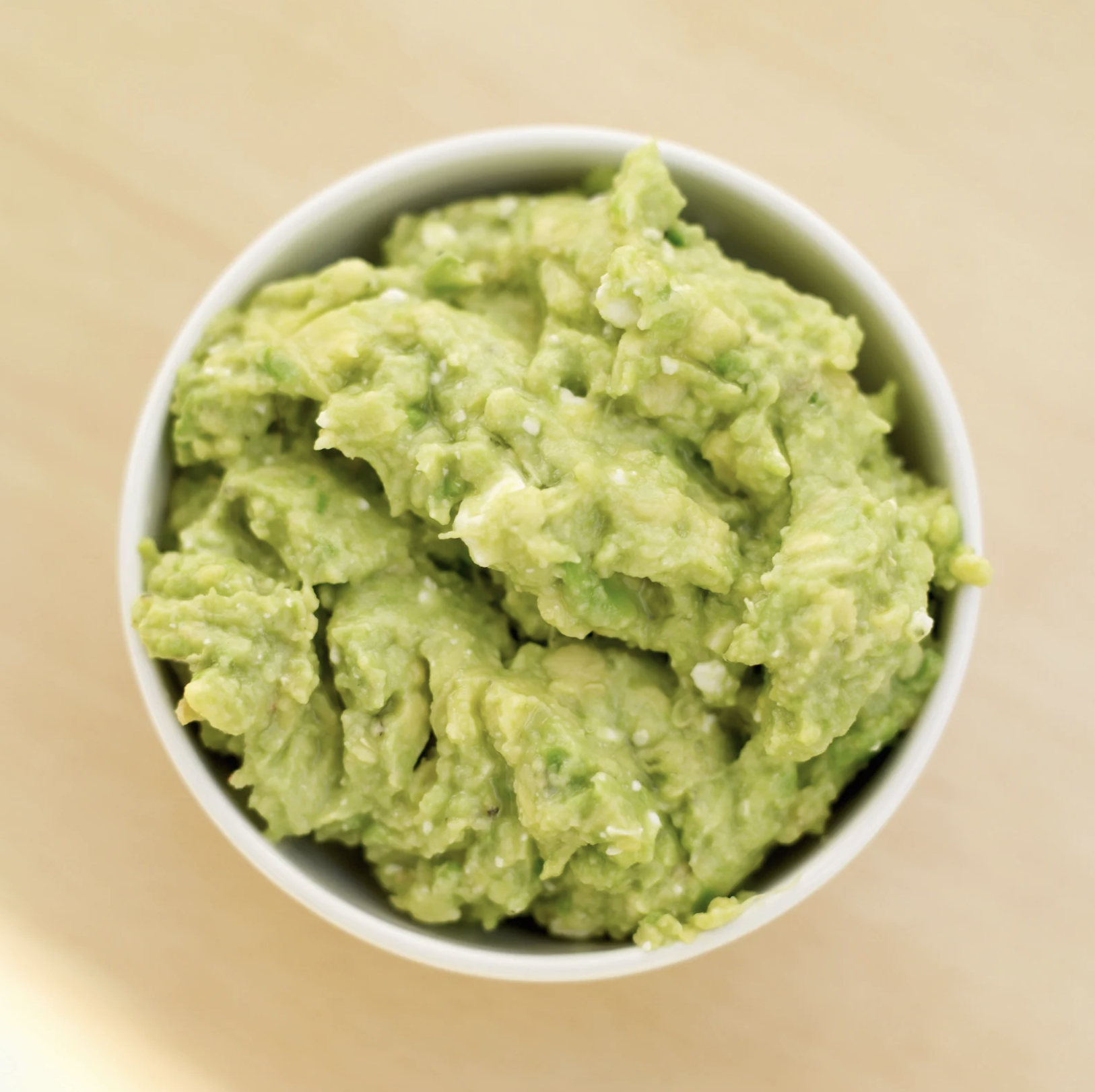Easy homemade guacamole | Eat Shed Glow® healthy basic recipe