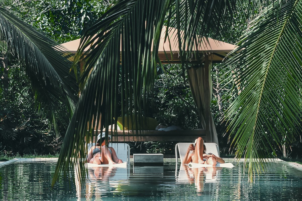 Luxury yoga, wellness and Ayurveda retreats in Sri lanka Ahangama, Nirbana Retreat, March 3-9 2025, swimming pool, retreat centre, community, relaxing