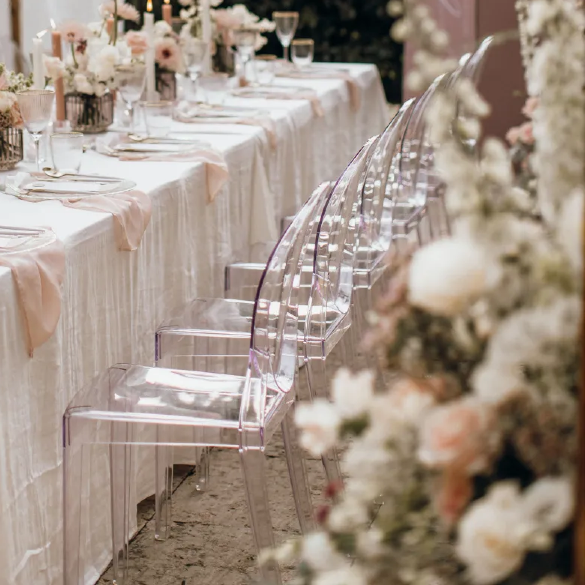 IGLOO CHAIRS